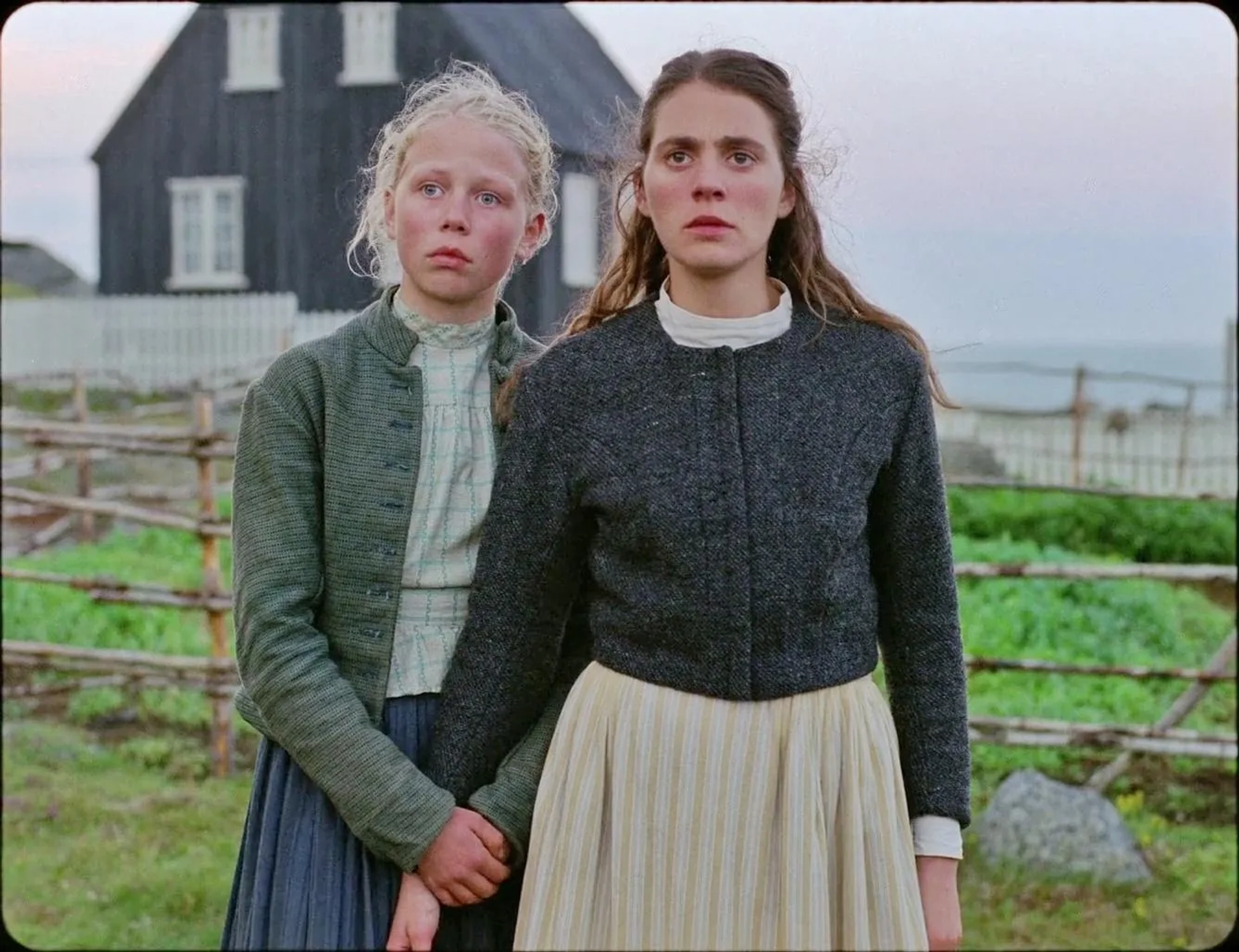 Ída Mekkín Hlynsdóttir and Vic Carmen Sonne in Godland (2022)