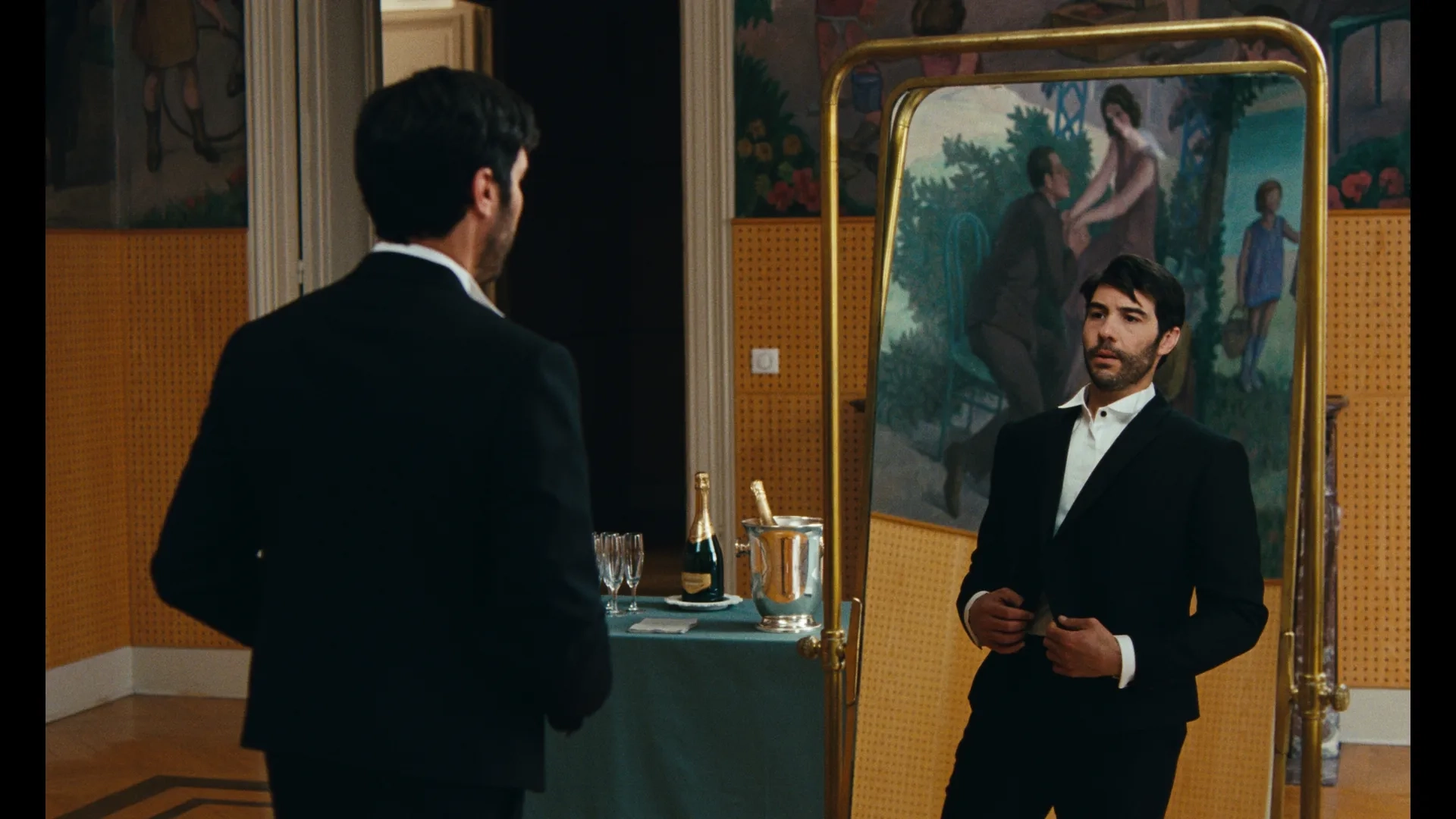 Tahar Rahim in Don Juan (2022)