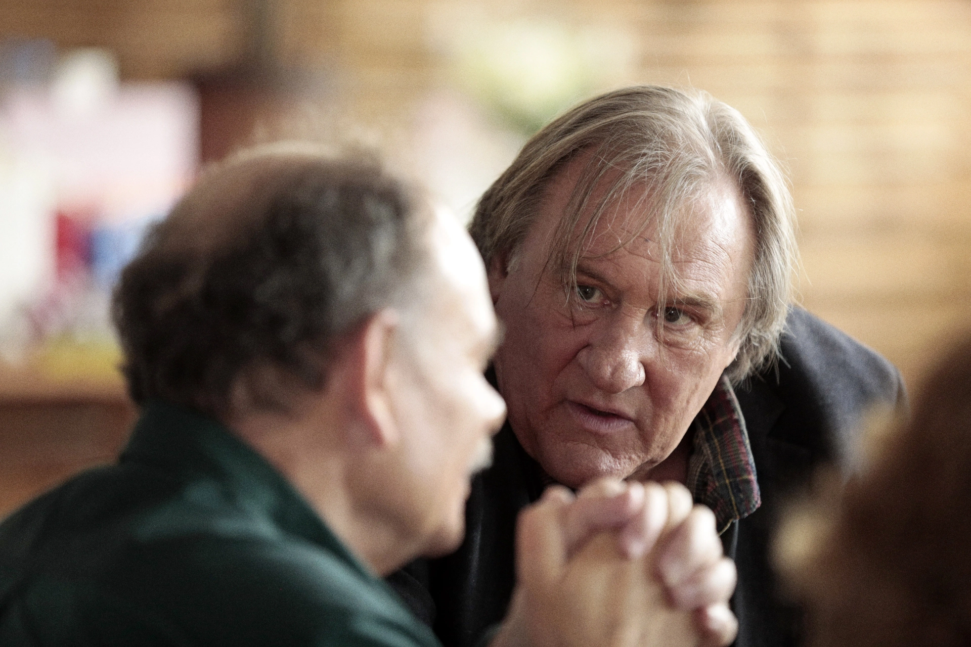 Gérard Depardieu and Jean-Pierre Darroussin in Home Front (2020)