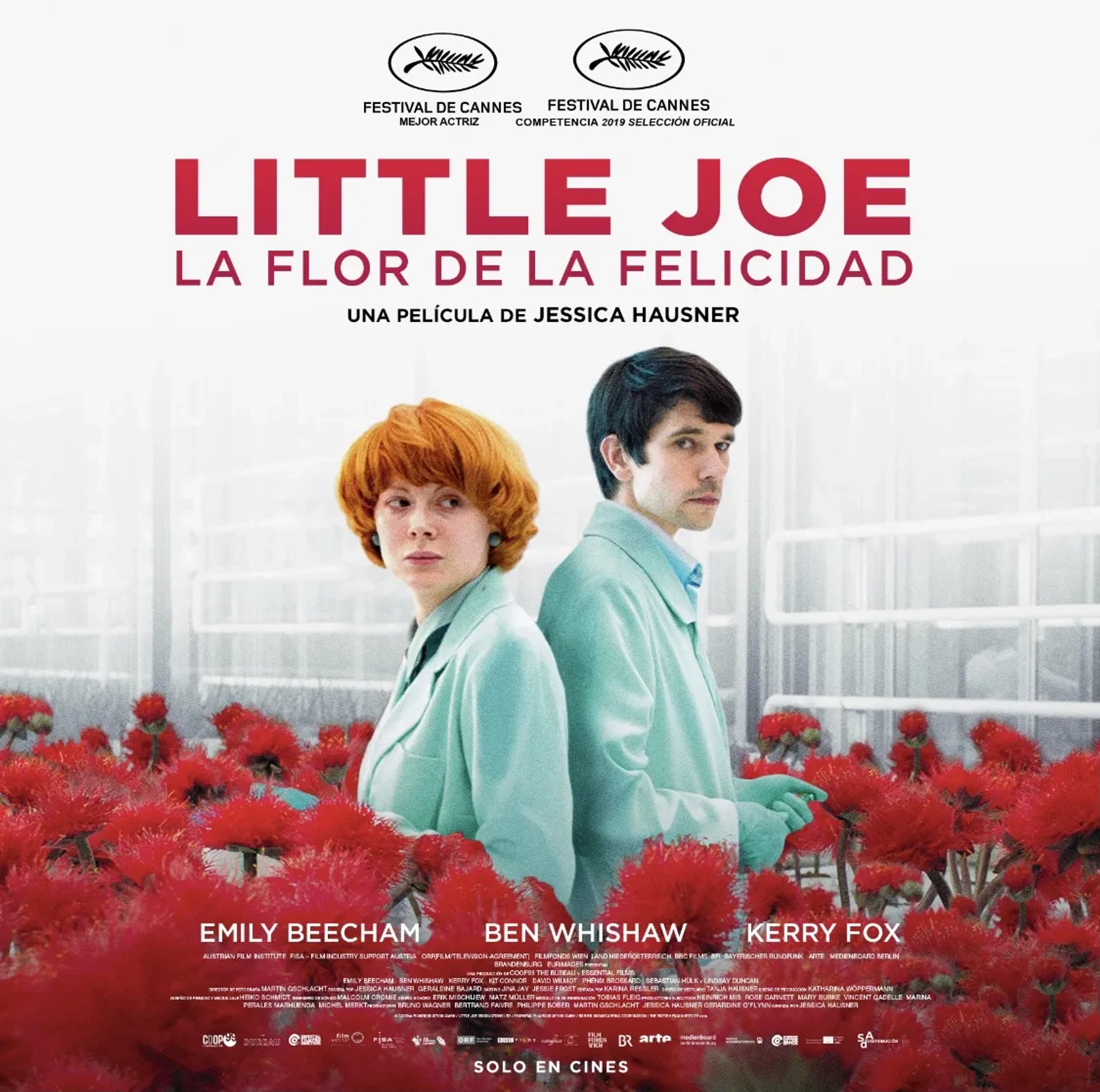 Ben Whishaw and Emily Beecham in Little Joe (2019)