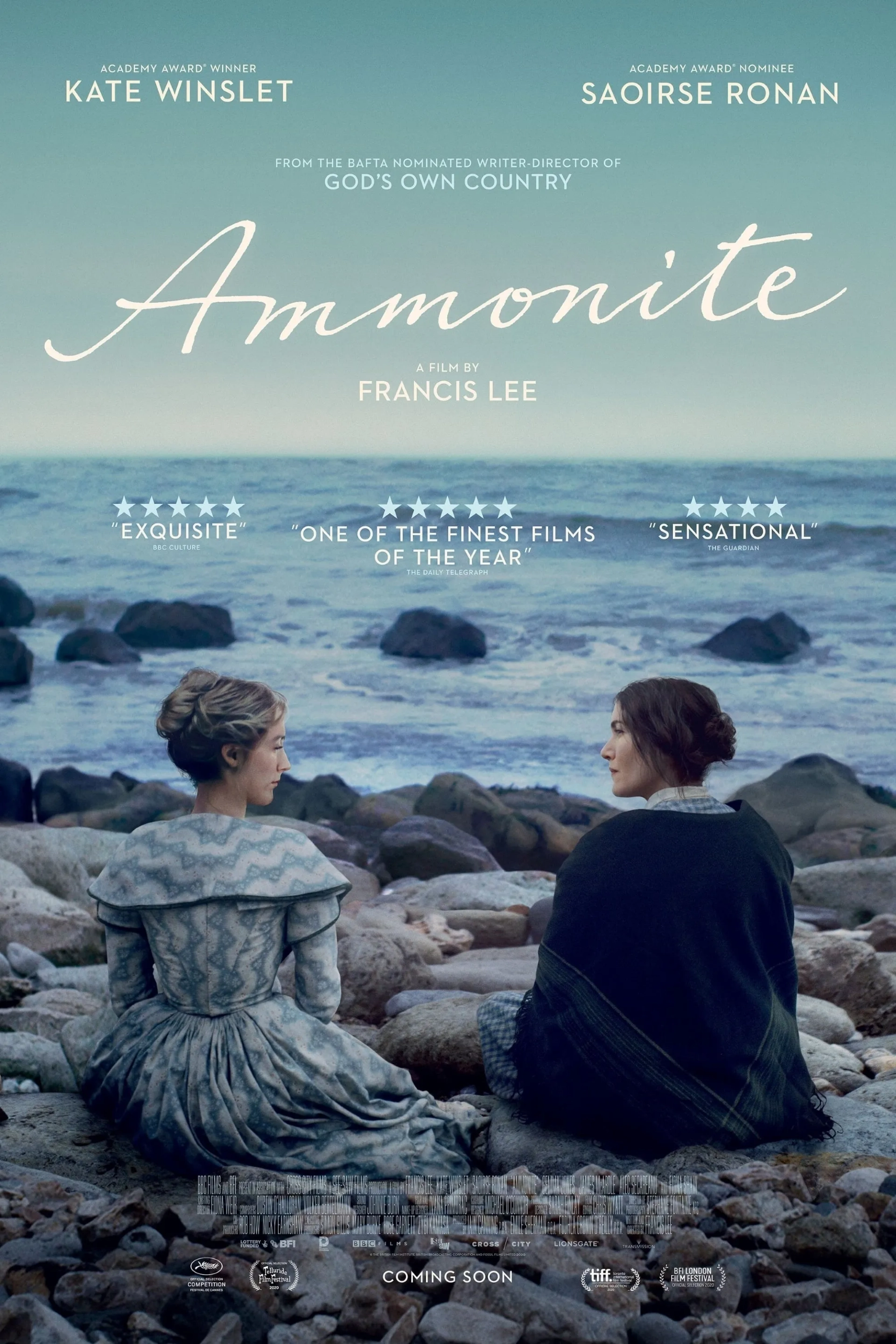 Kate Winslet and Saoirse Ronan in Ammonite (2020)