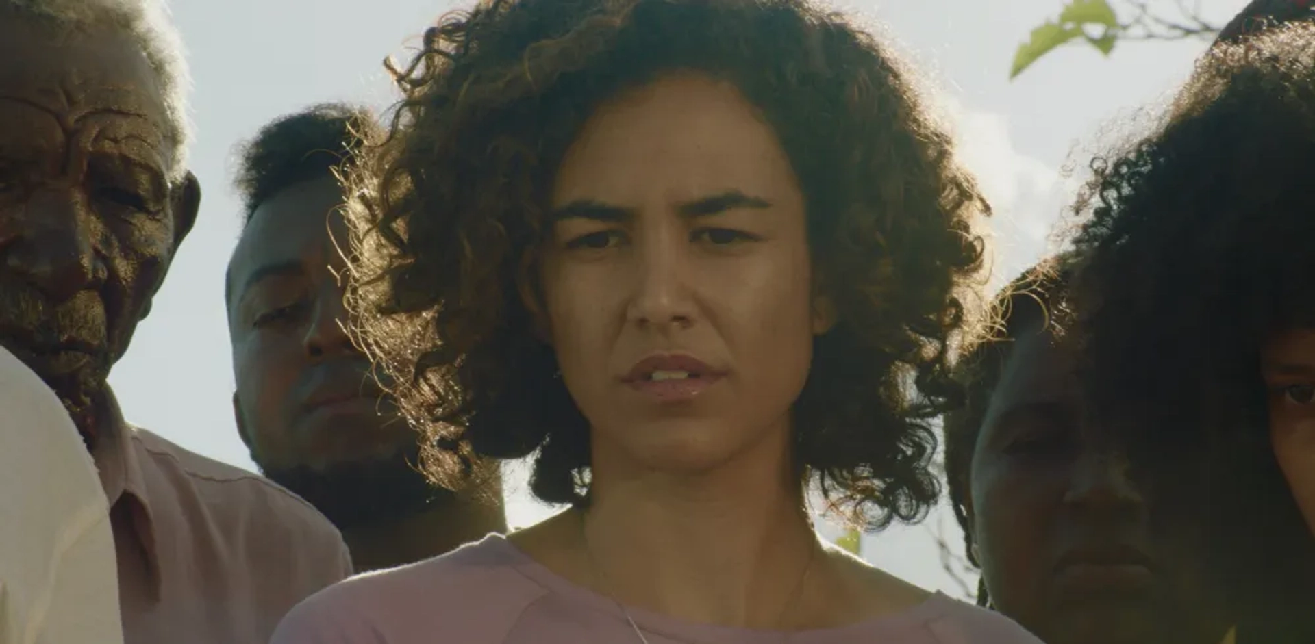 Bárbara Colen in Bacurau (2019)