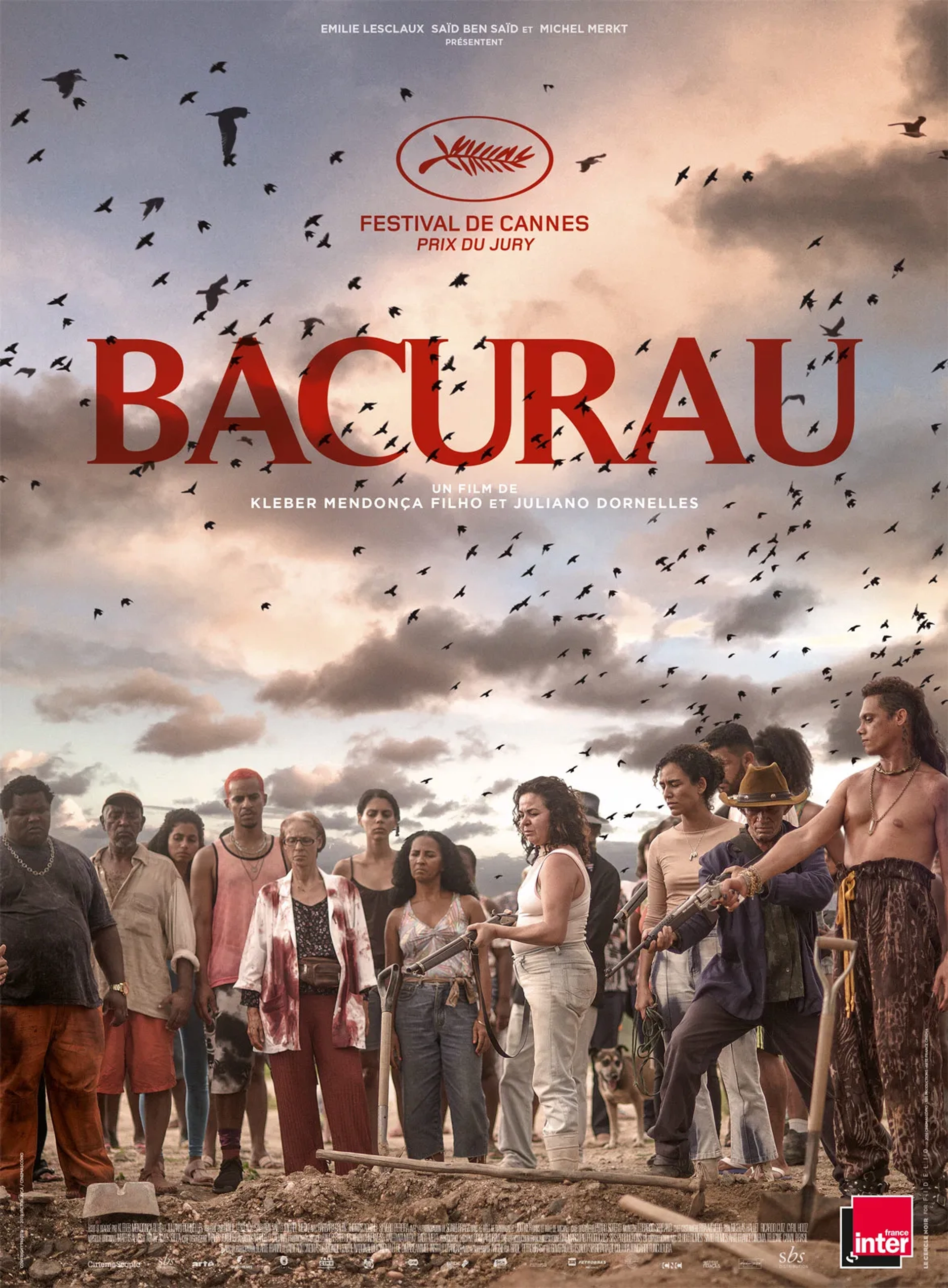 Sonia Braga, Silvero Pereira, Suzy Lopes, and Bárbara Colen in Bacurau (2019)