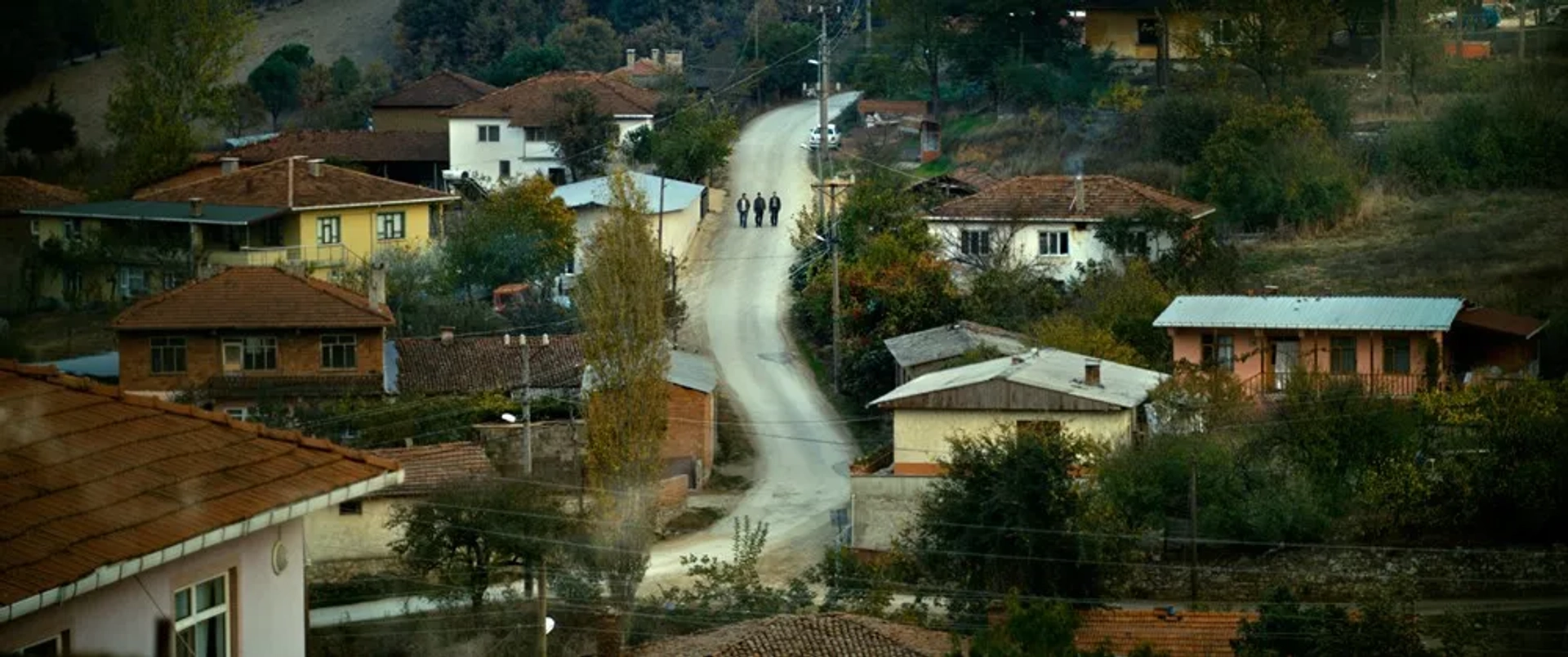 Öner Erkan, Dogu Demirkol, and Akin Aksu in The Wild Pear Tree (2018)