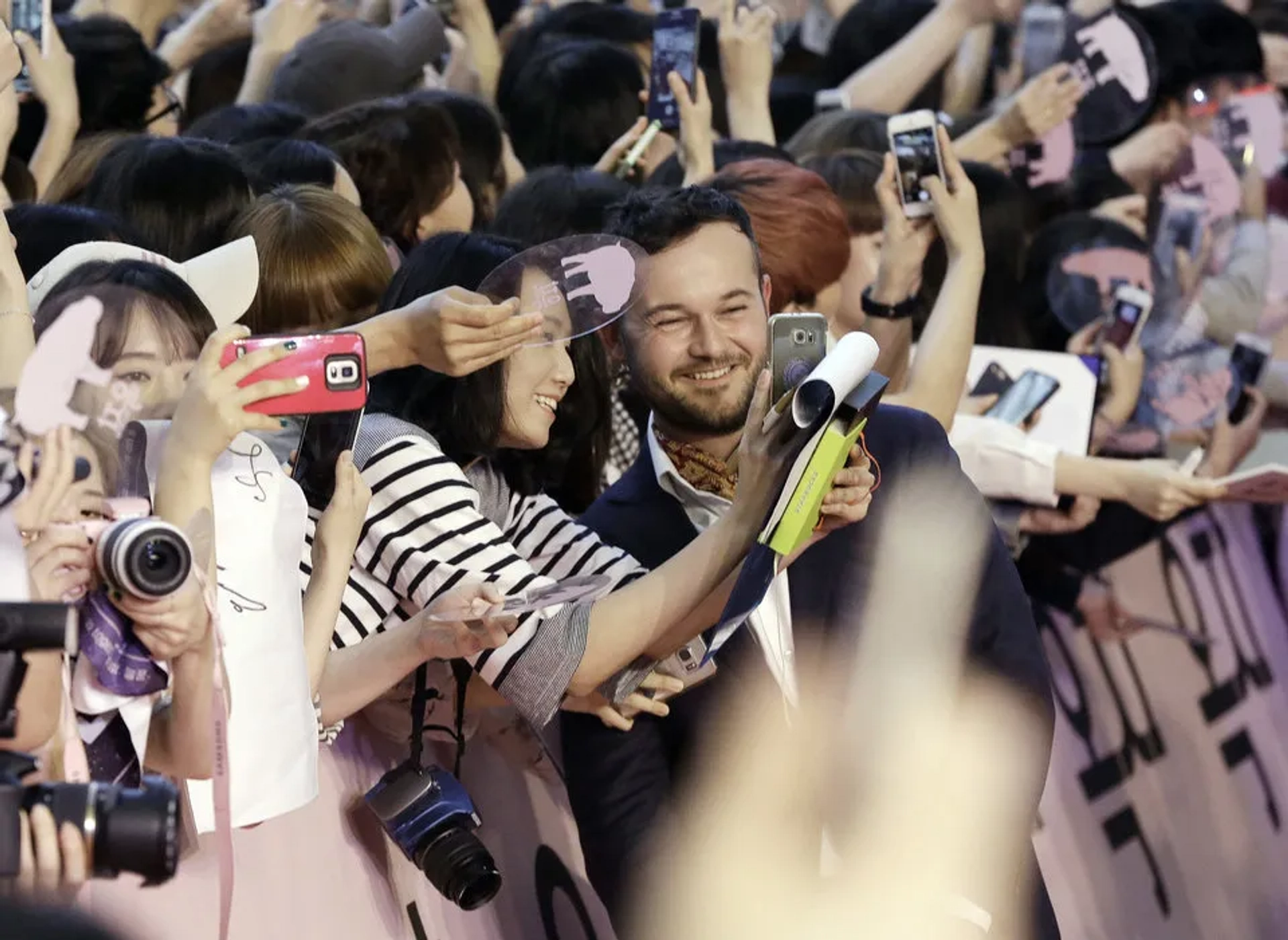 Daniel Henshall Korean Premiere of OKJA 2017