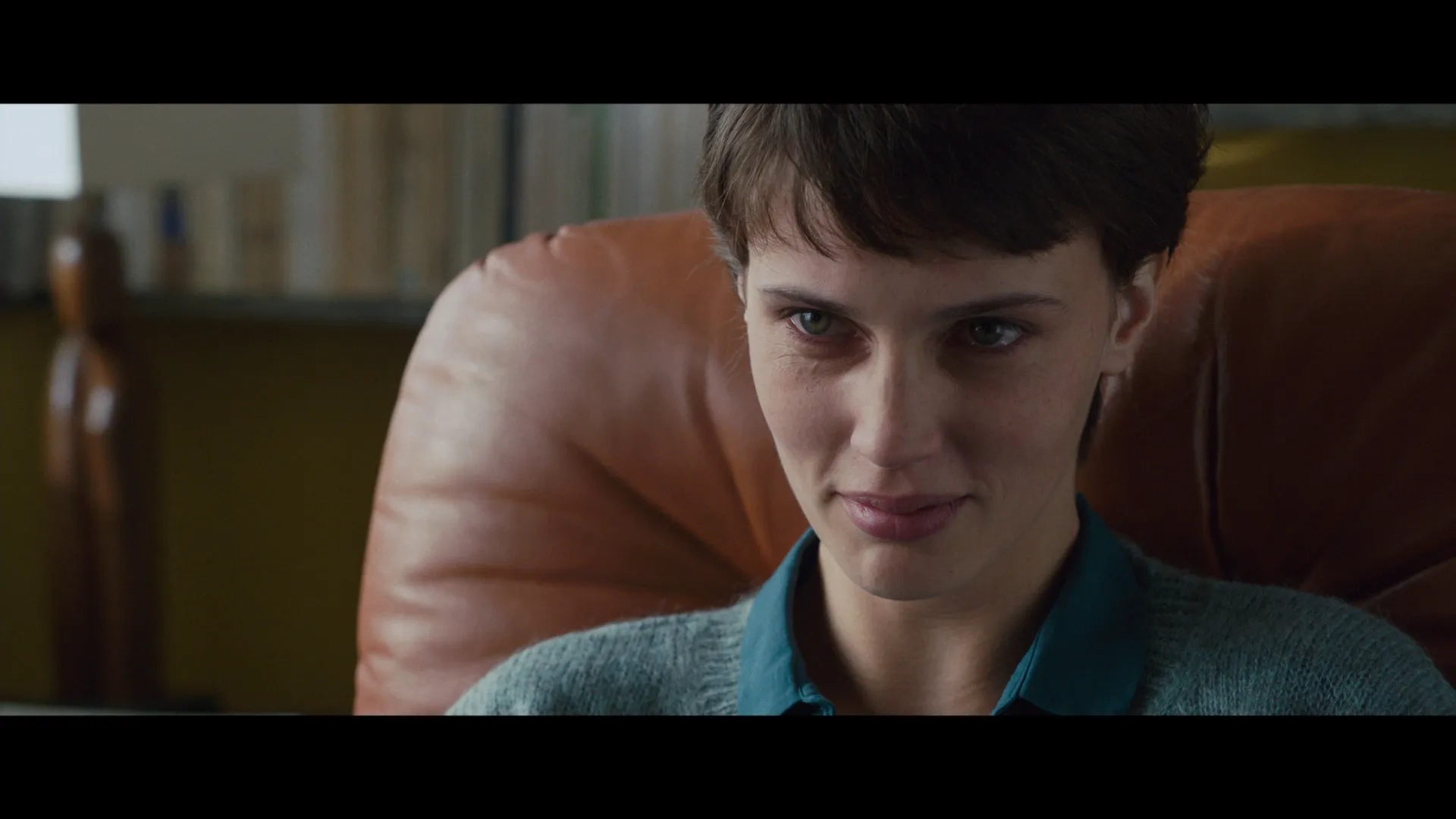 Marine Vacth in Double Lover (2017)