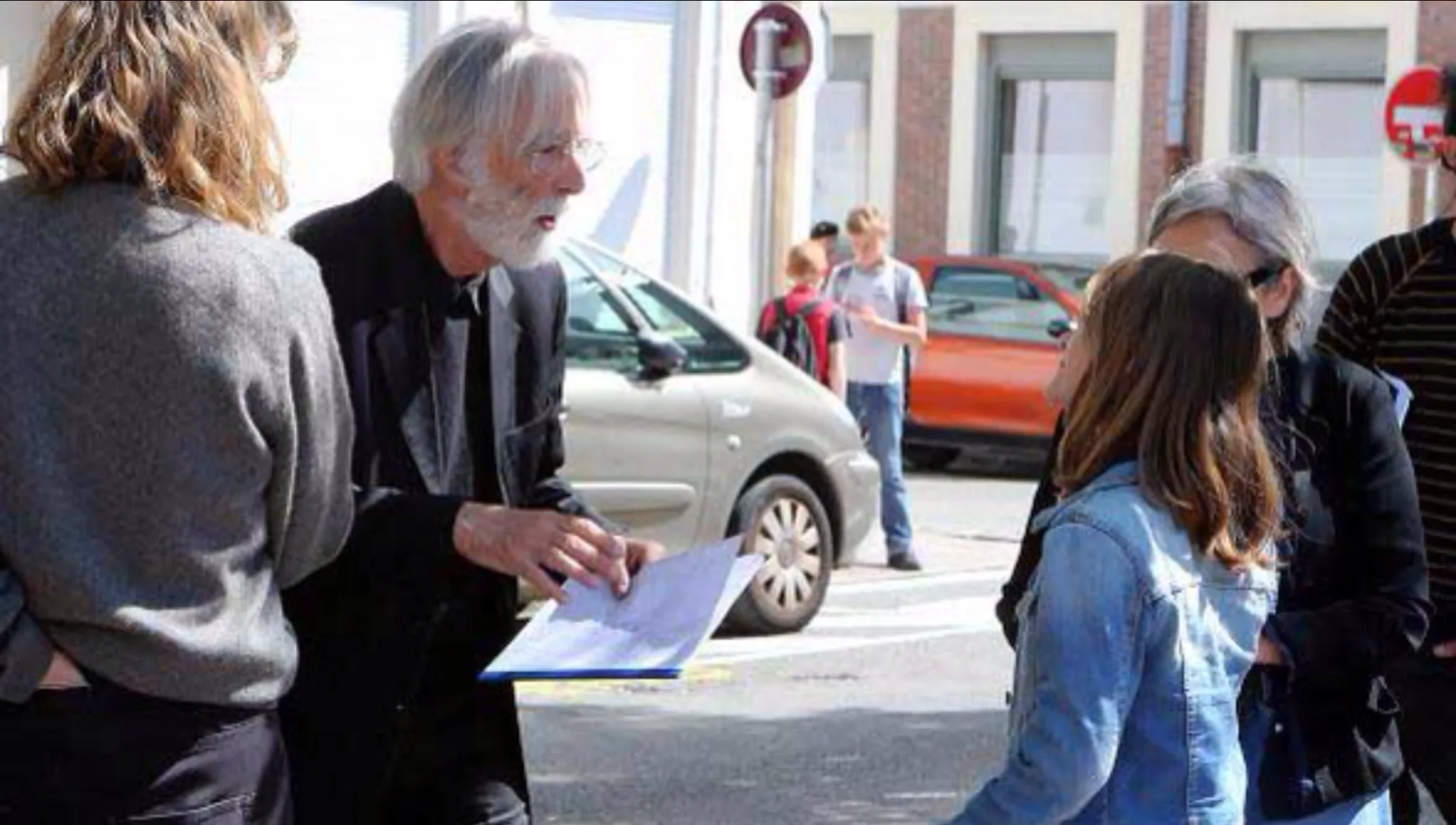 Michael Haneke and Fantine Harduin in Happy End (2017)