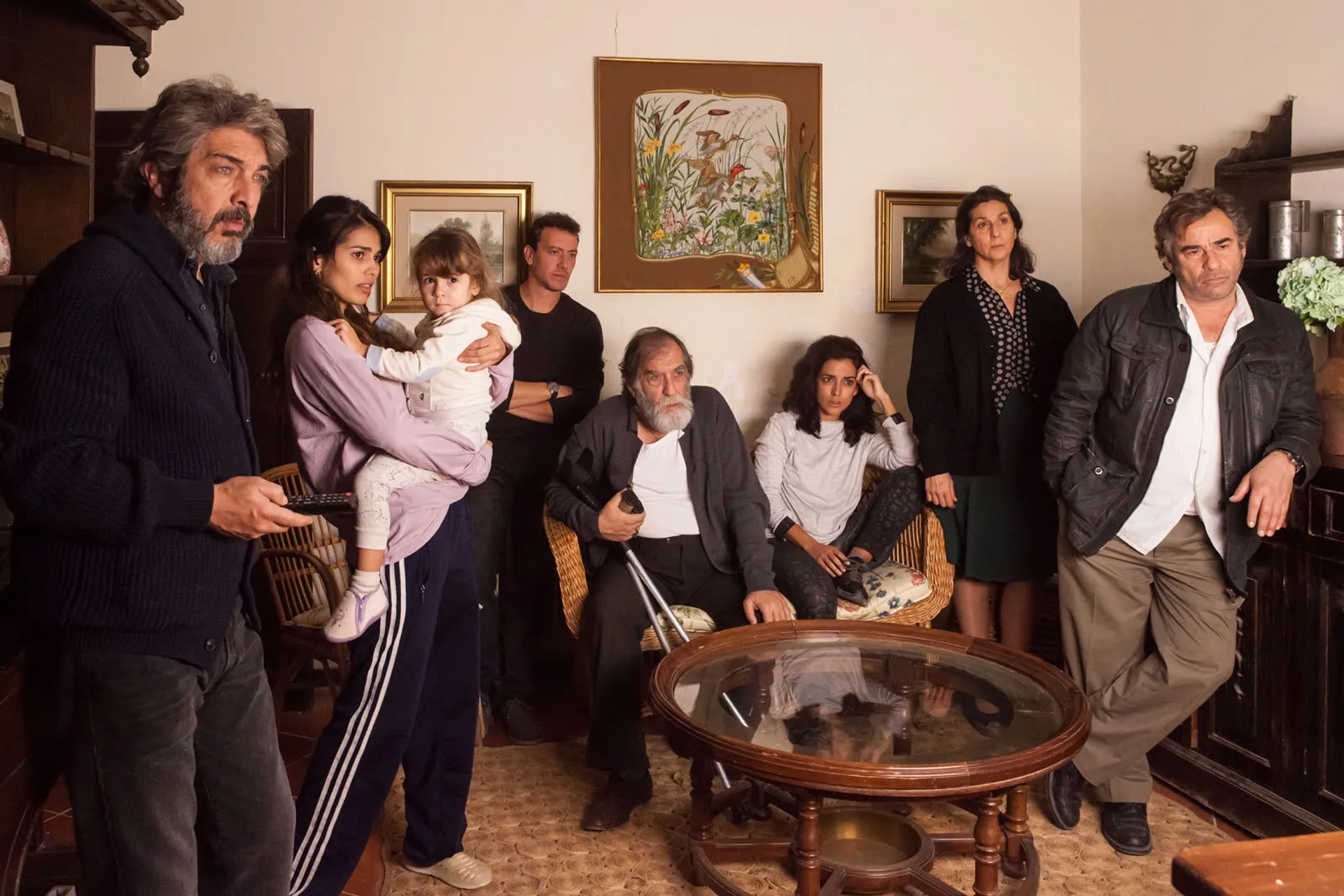 Ramón Barea, Roger Casamajor, Ricardo Darín, Eduard Fernández, Elvira Mínguez, Inma Cuesta, and Sara Sálamo in Everybody Knows (2018)