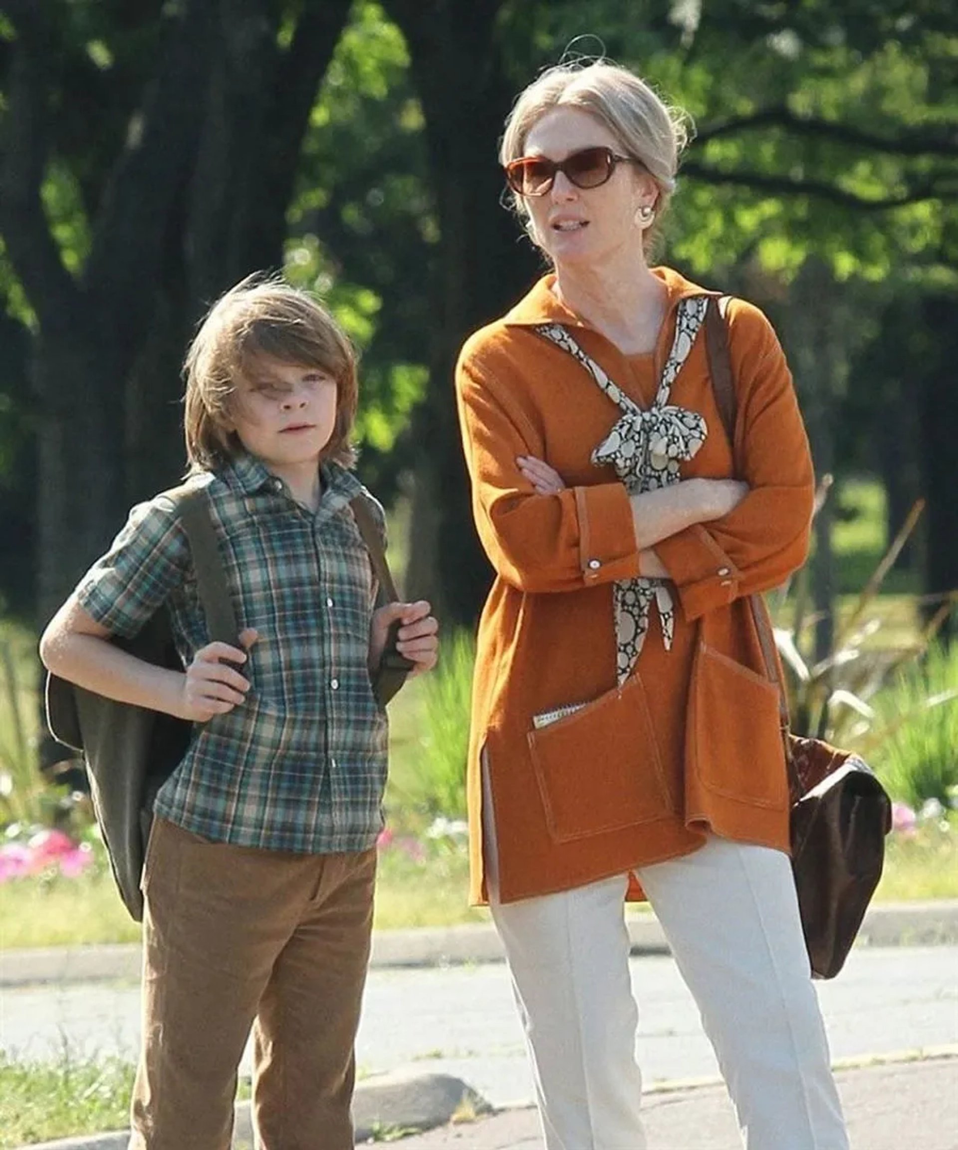 Julianne Moore and Oakes Fegley in Wonderstruck (2017)