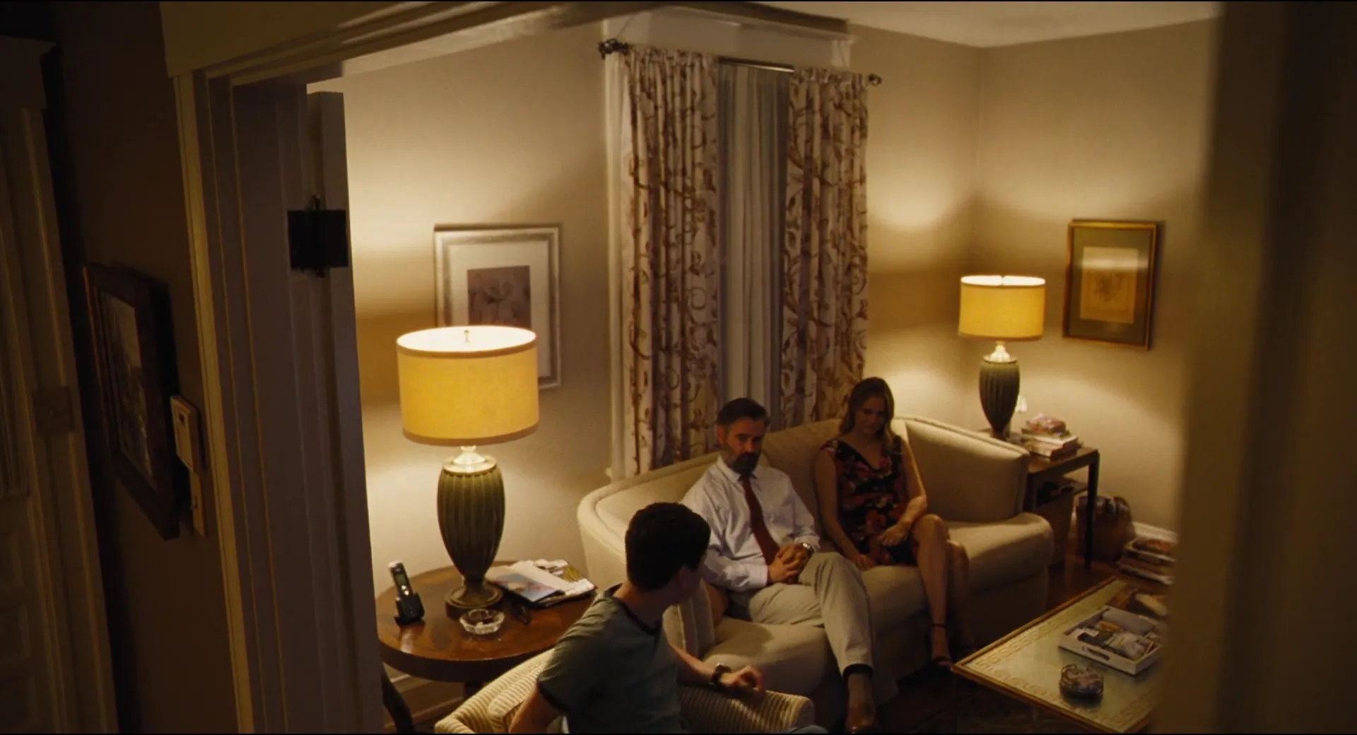 Alicia Silverstone, Colin Farrell, and Barry Keoghan in The Killing of a Sacred Deer (2017)