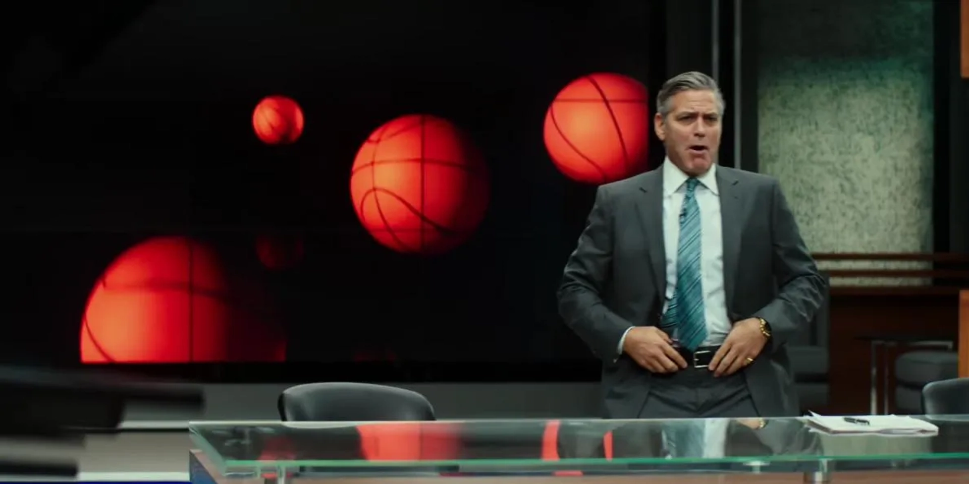 George Clooney in Money Monster (2016)