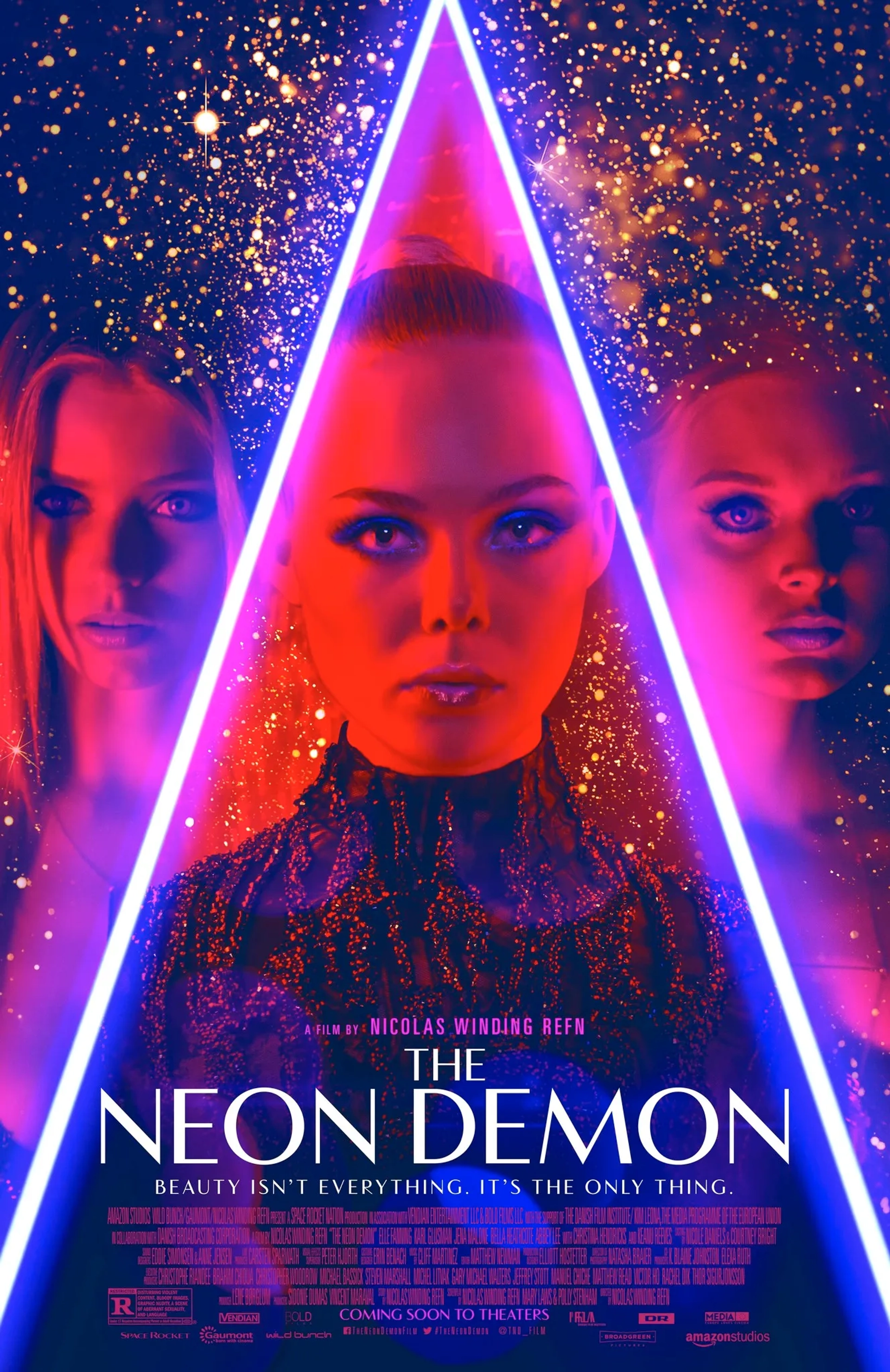 Elle Fanning, Bella Heathcote, and Abbey Lee in The Neon Demon (2016)