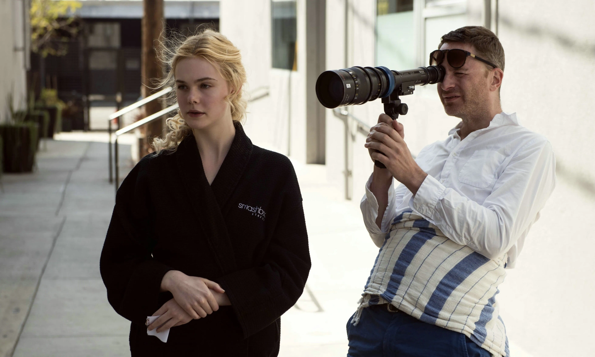 Nicolas Winding Refn and Elle Fanning in The Neon Demon (2016)