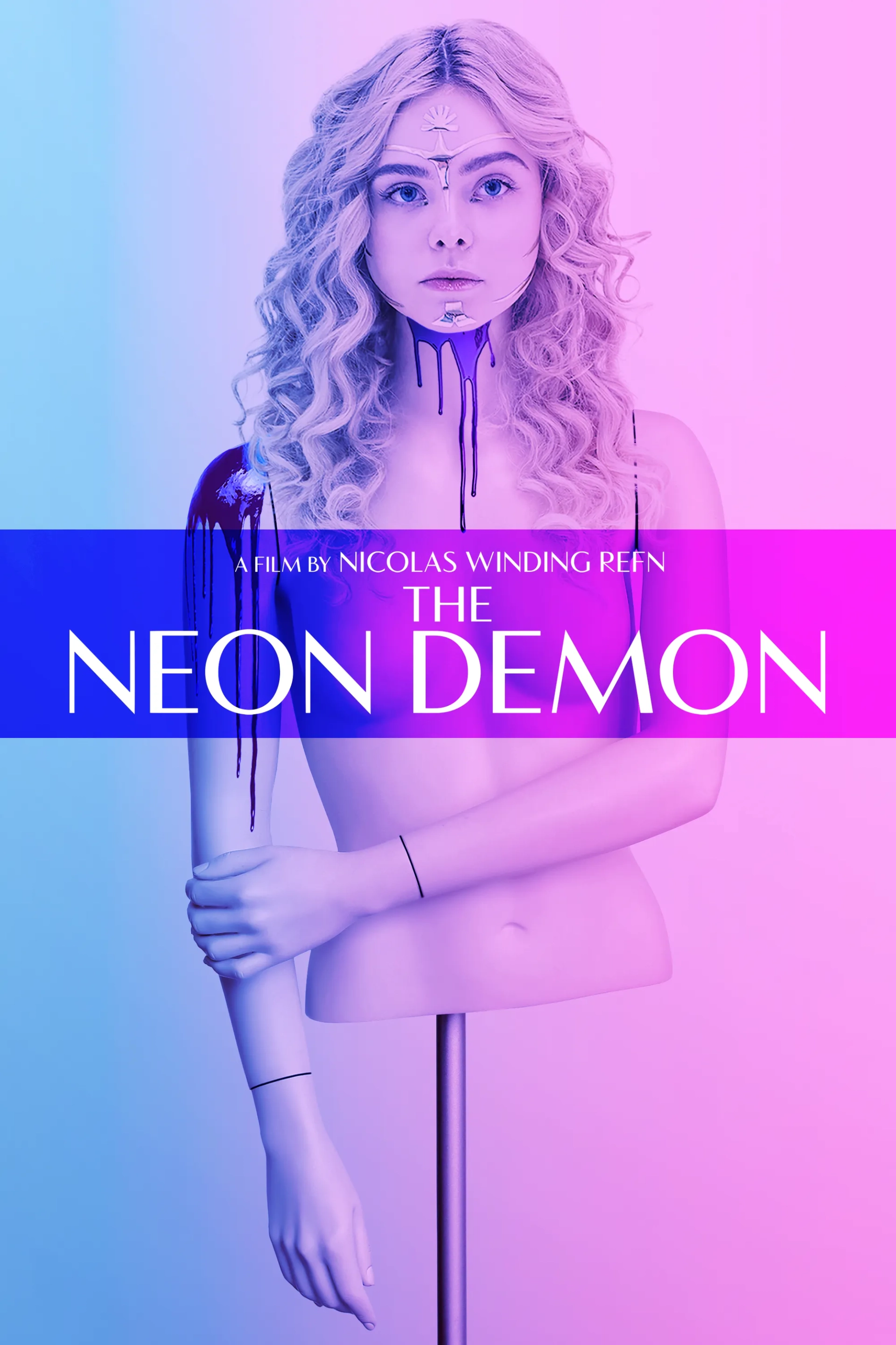 Elle Fanning in The Neon Demon (2016)