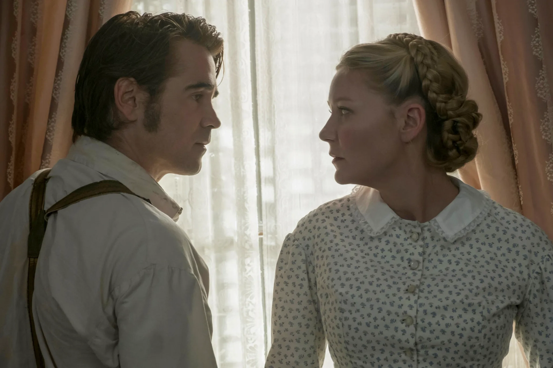 Kirsten Dunst and Colin Farrell in The Beguiled (2017)