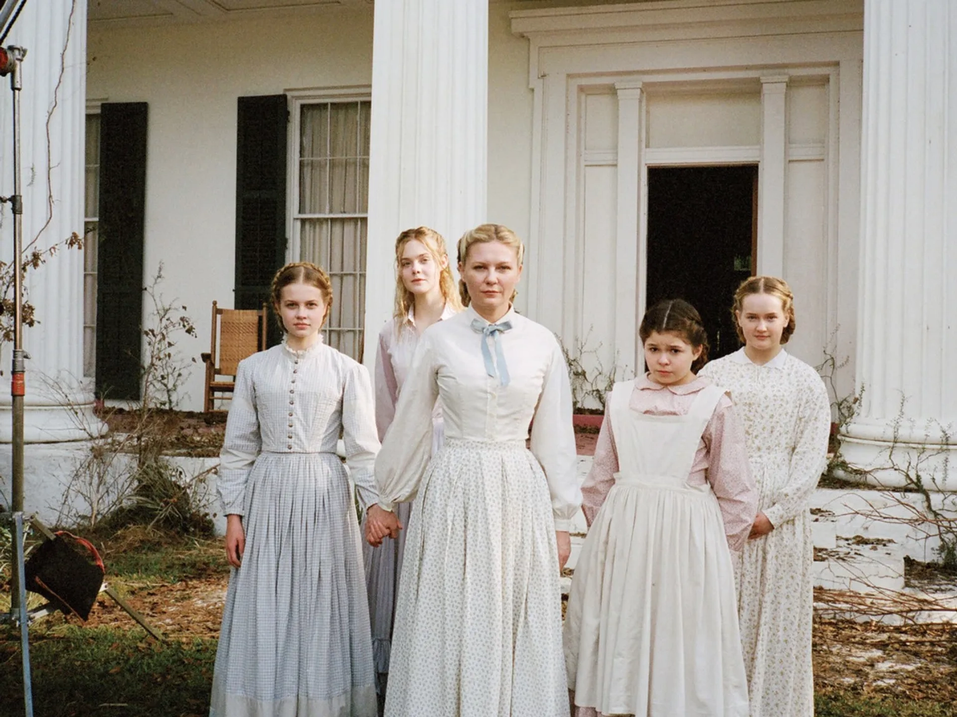 Kirsten Dunst, Elle Fanning, Angourie Rice, Addison Riecke, and Emma Howard in The Beguiled (2017)