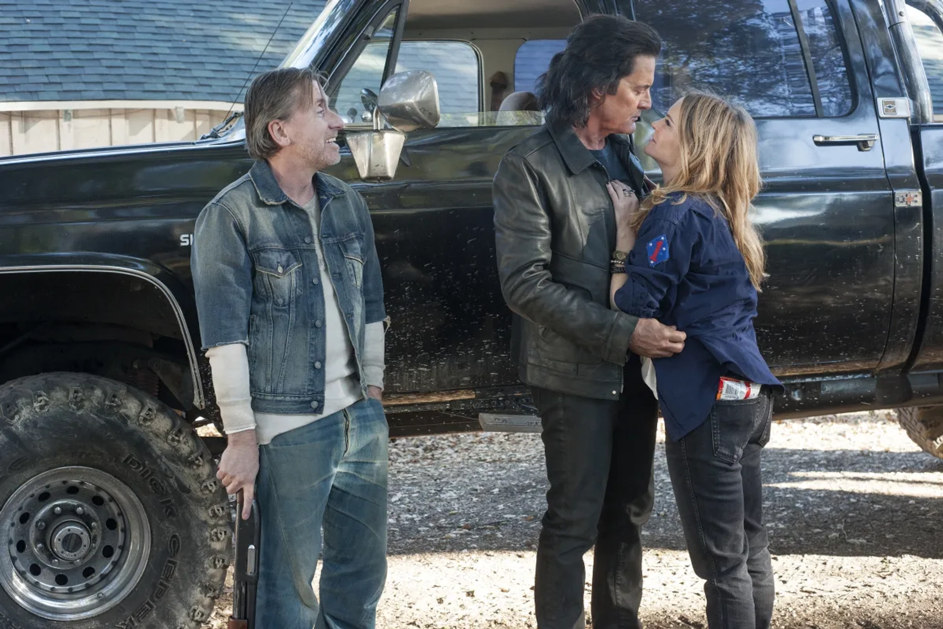 Jennifer Jason Leigh, Tim Roth, and Kyle MacLachlan in Twin Peaks (2017)