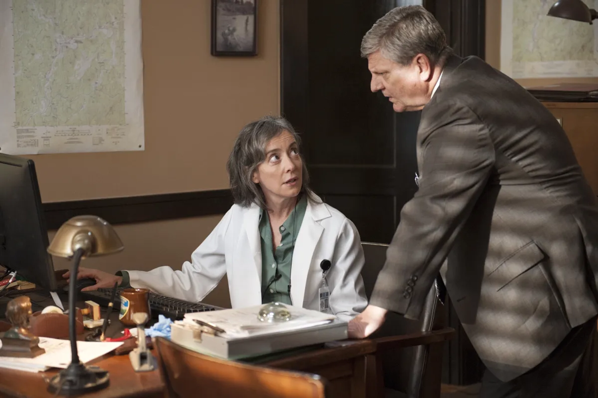 Jane Adams and Brent Briscoe in Twin Peaks (2017)