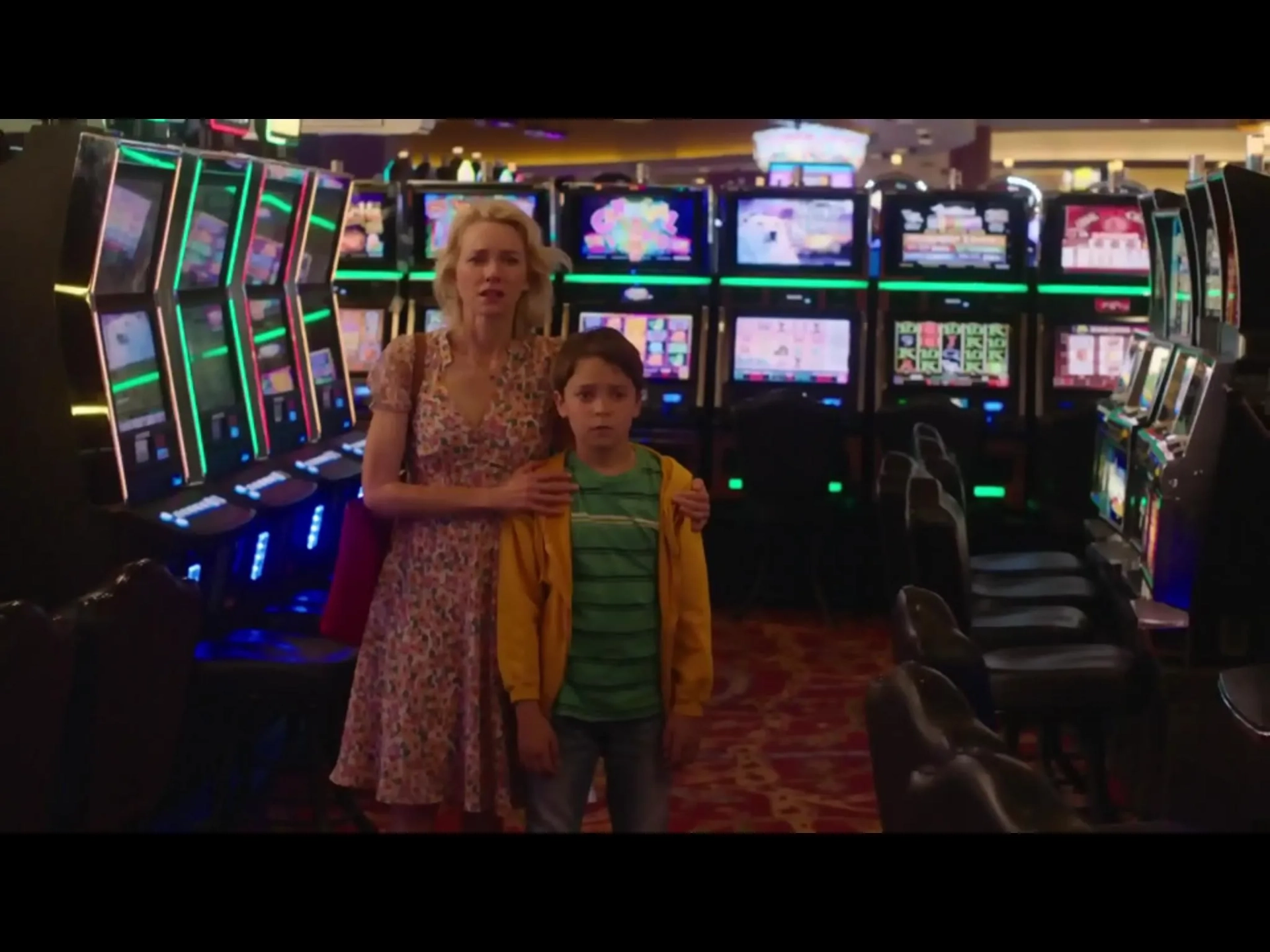 Naomi Watts and Pierce Gagnon in Twin Peaks (2017)