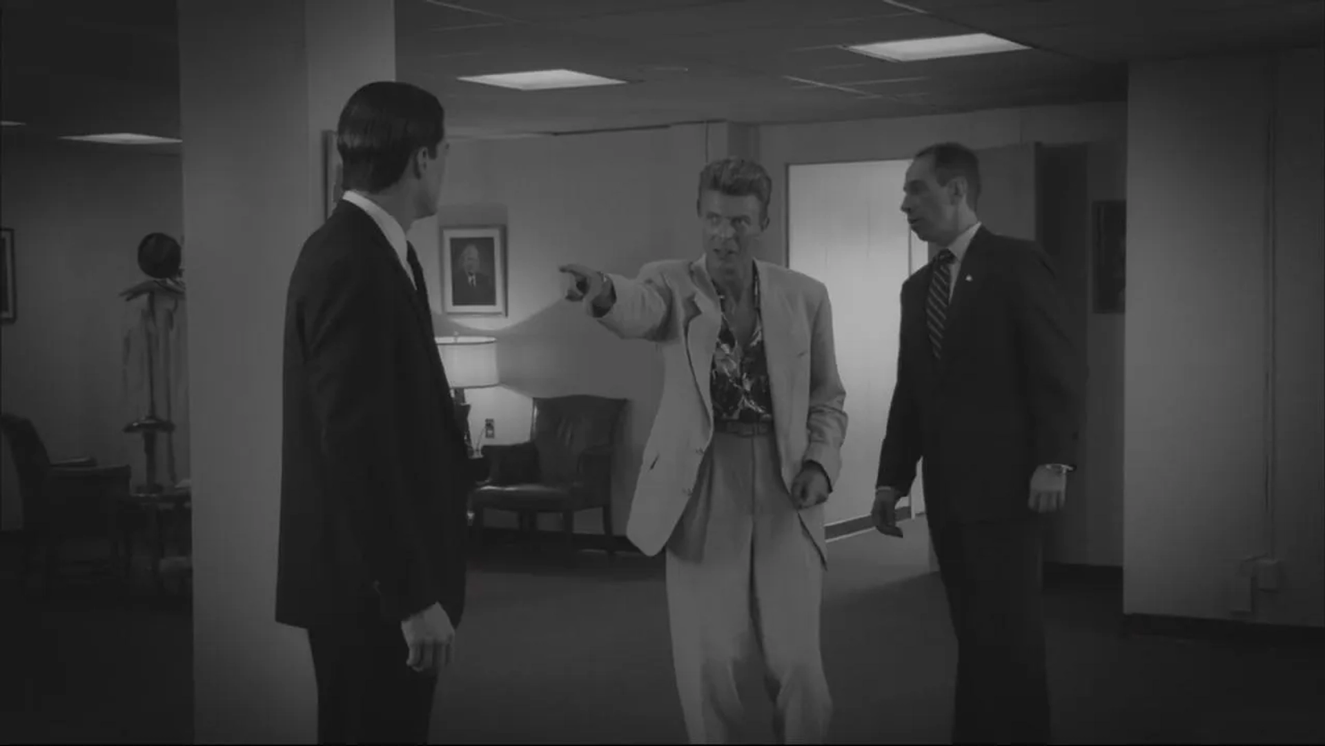 David Bowie, Miguel Ferrer, and Kyle MacLachlan in Twin Peaks (2017)