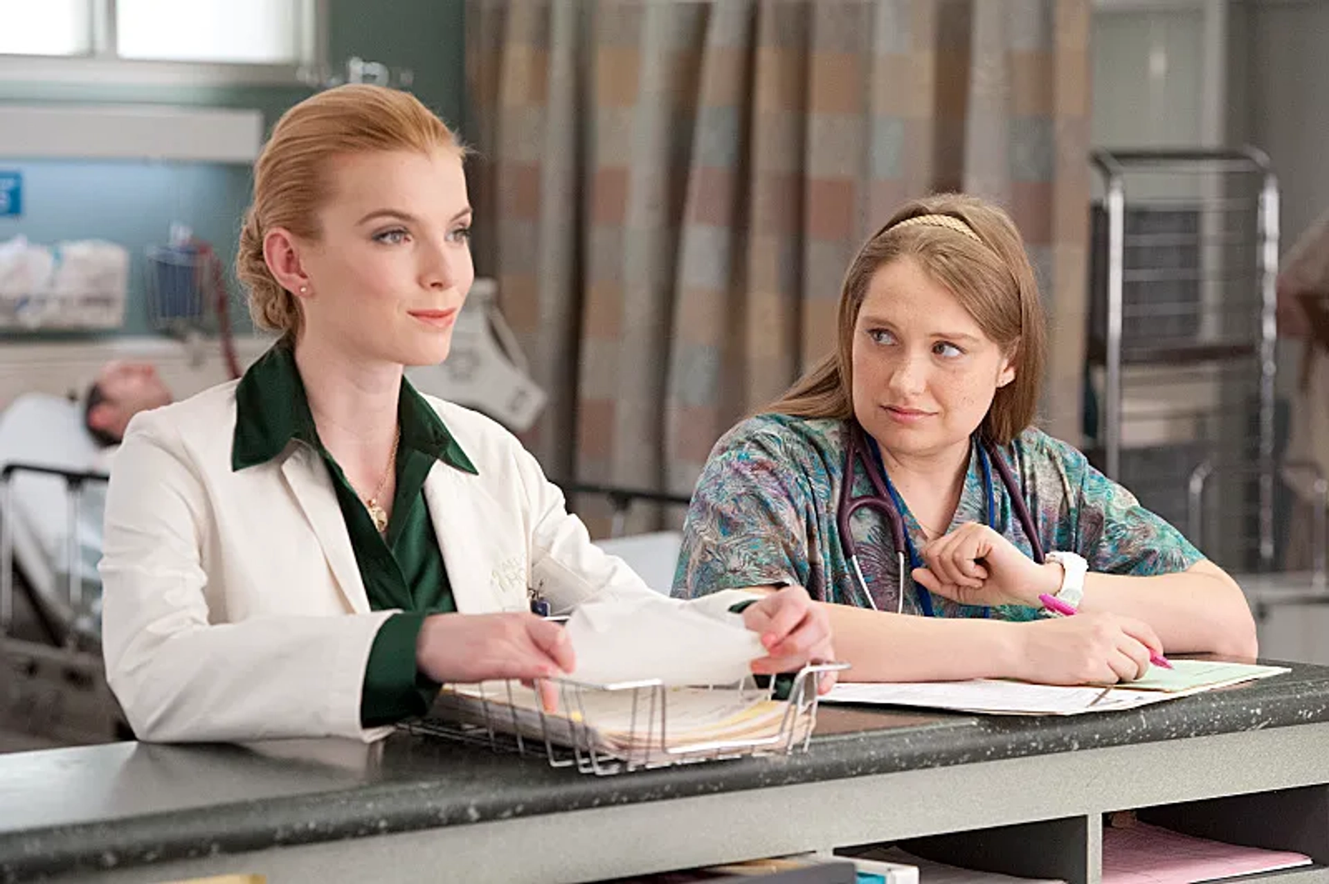 Merritt Wever and Betty Gilpin in Nurse Jackie (2009)