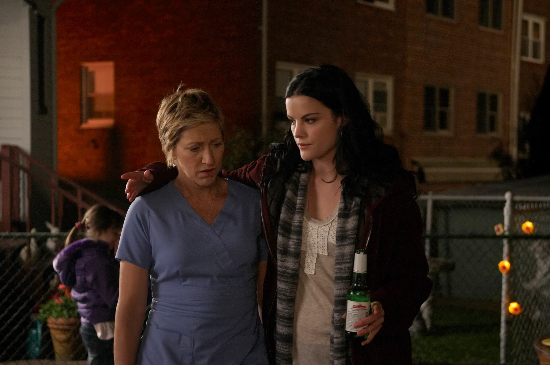 Edie Falco and Jaimie Alexander in Nurse Jackie (2009)