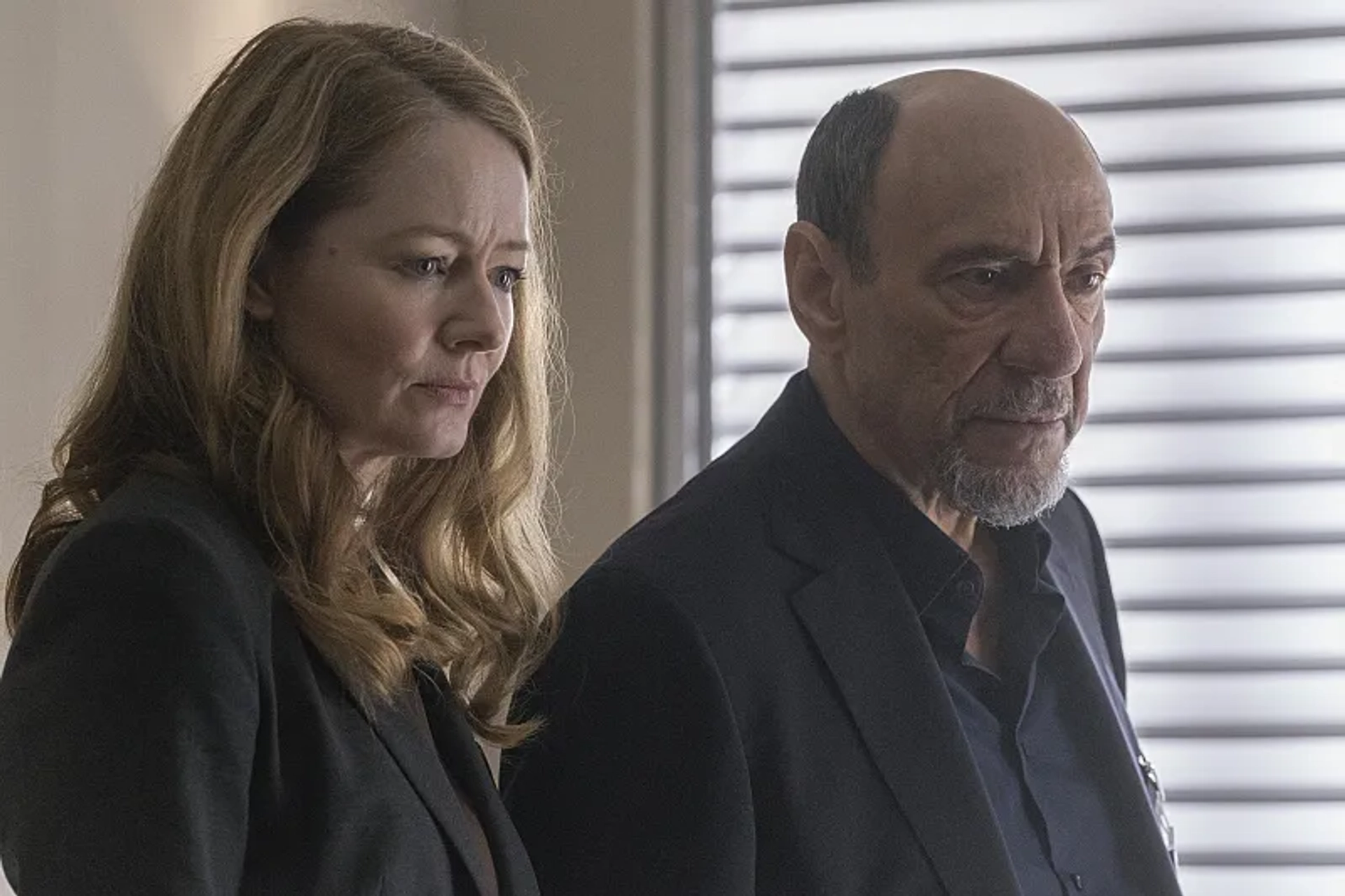 F. Murray Abraham and Miranda Otto in Homeland (2011)