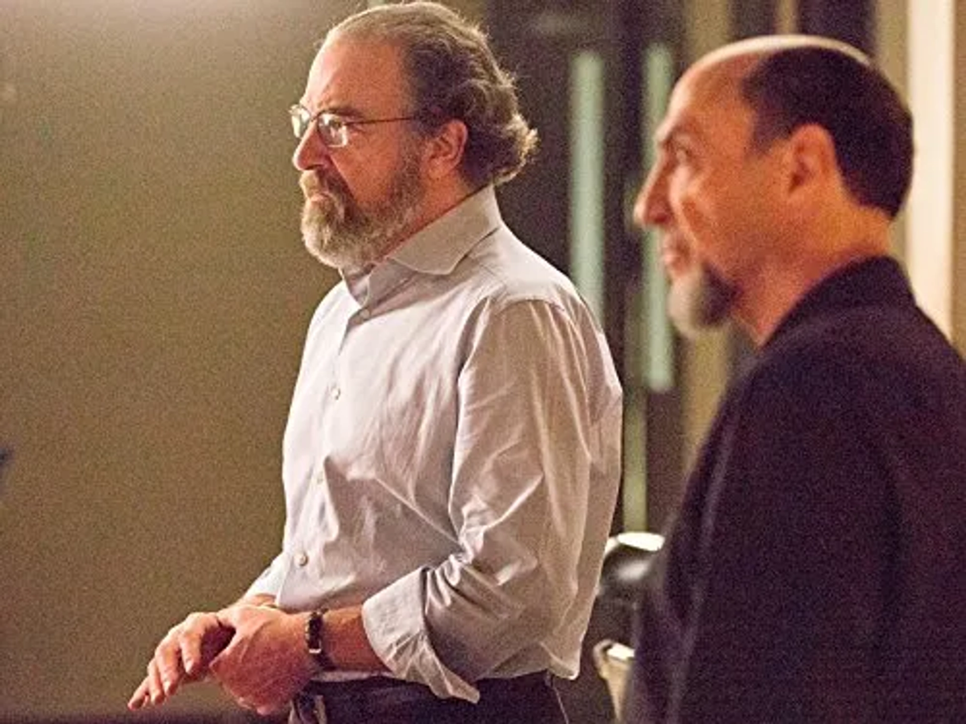 F. Murray Abraham and Mandy Patinkin in Homeland (2011)