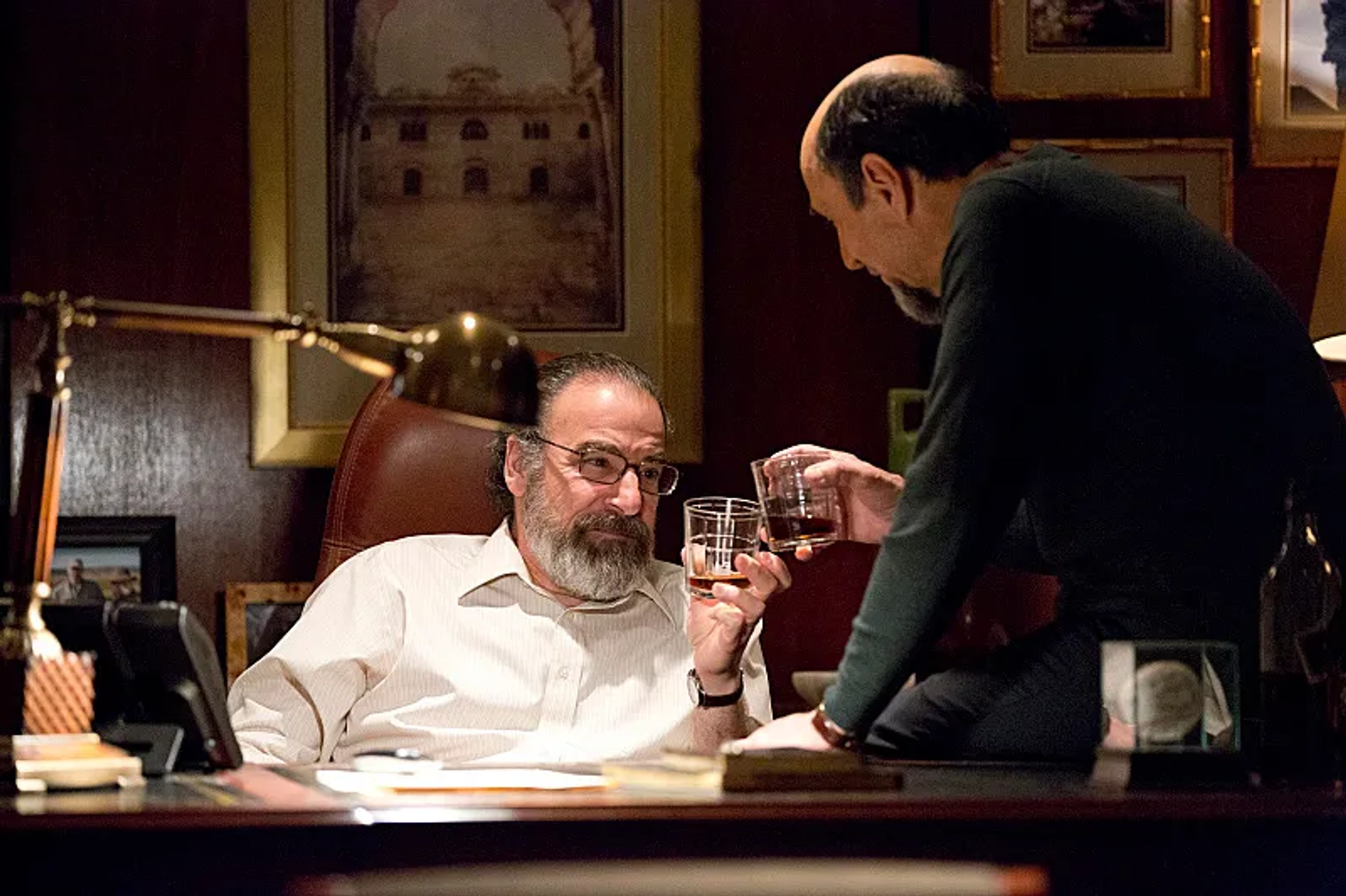 F. Murray Abraham and Mandy Patinkin in Homeland (2011)