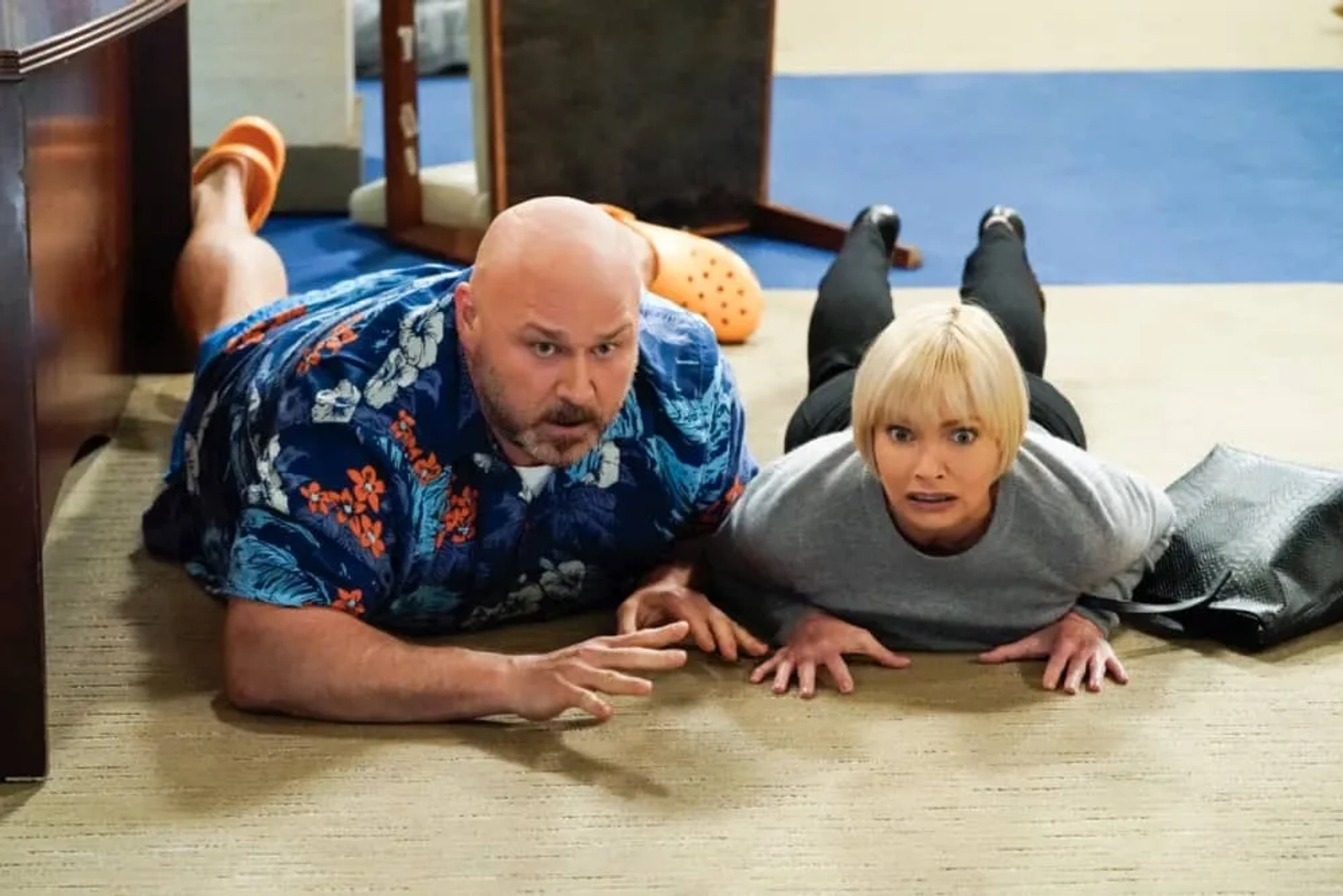 Jaime Pressly and Will Sasso in Mom: Scooby-Doo Checks and Salisbury Steak (2021)