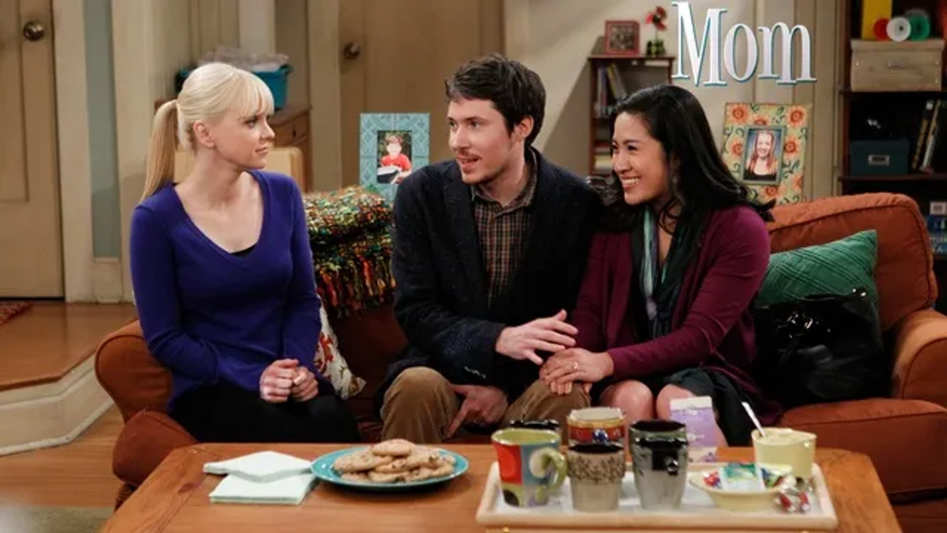 Ryan Cartwright, Anna Faris, and Melissa Tang in Mom (2013)