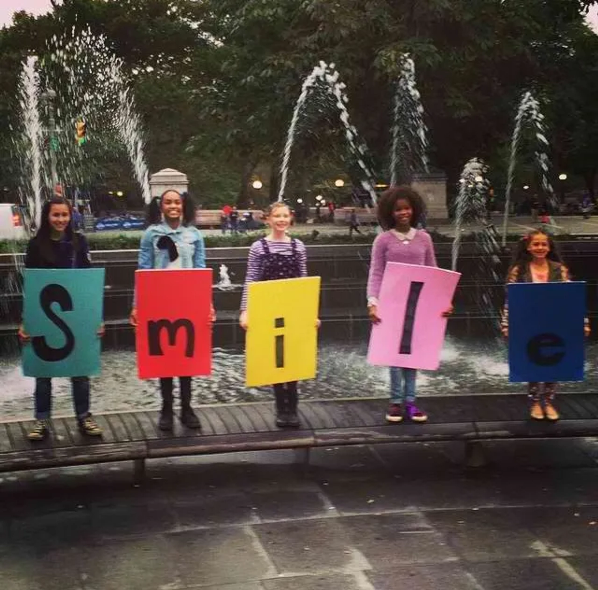 Zoe Margaret Colletti, Nicolette Pierini, Amanda Troya, Quvenzhané Wallis, and Eden Duncan-Smith in Annie (2014)