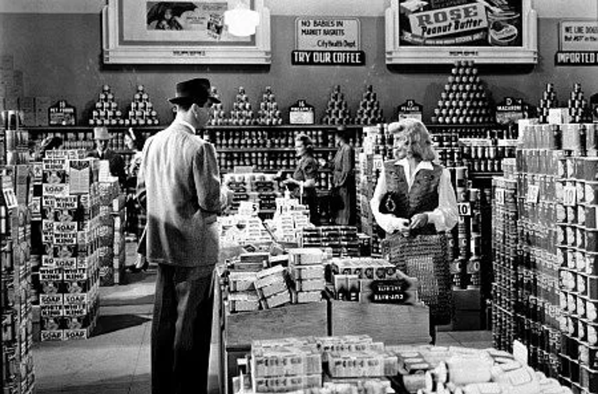 "Double Indemnity" Fred MacMurray, Barbara Stanwyck 1944 Paramount / MPTV