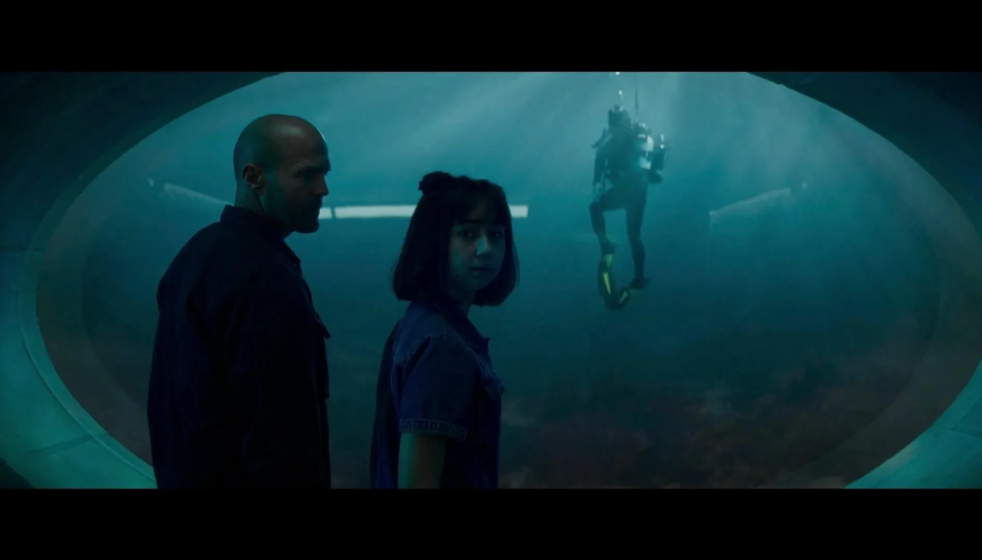 Jason Statham and Shuya Sophia Cai in Meg 2: The Trench (2023)