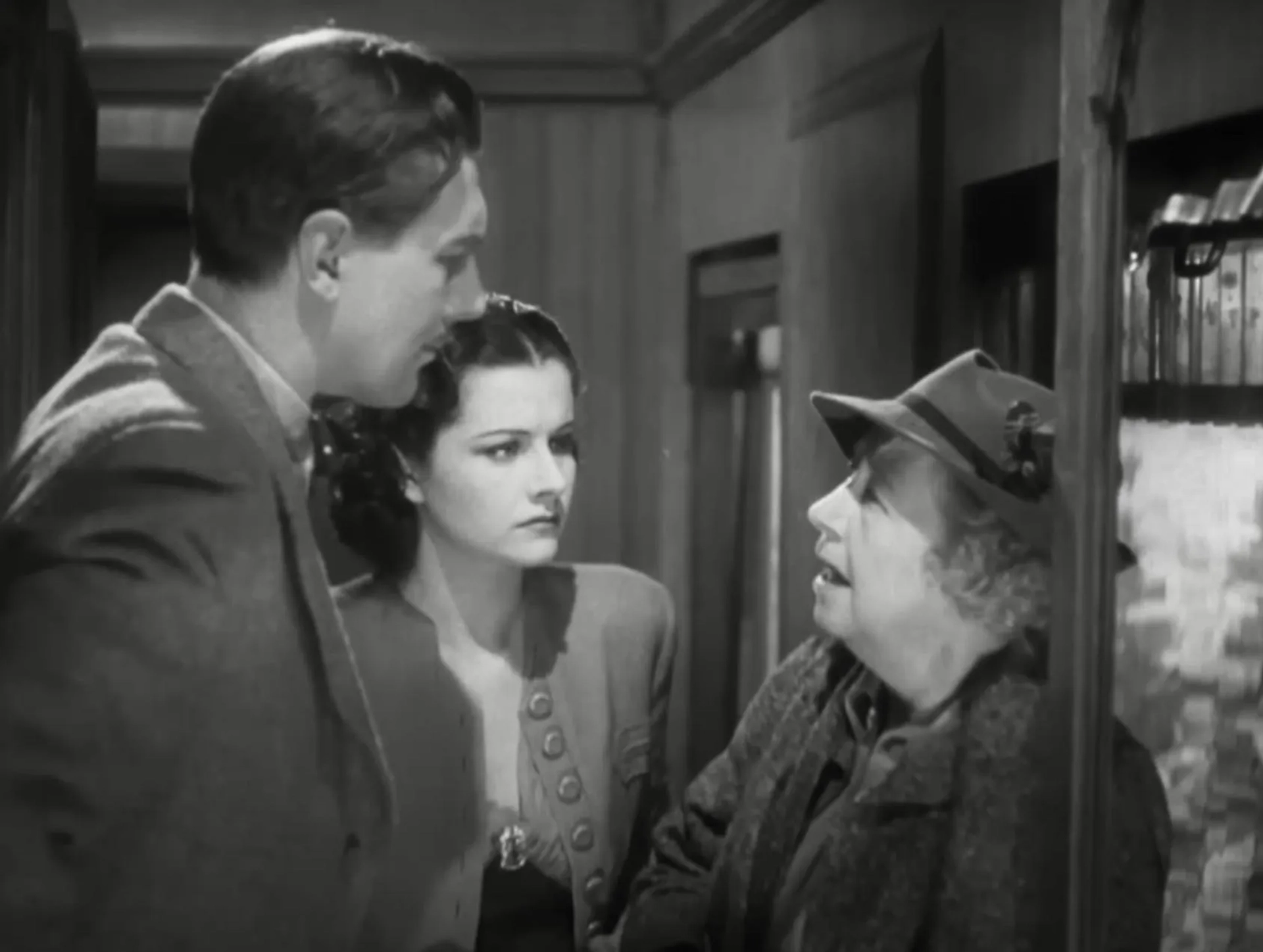 Margaret Lockwood, Michael Redgrave, and May Whitty in The Lady Vanishes (1938)