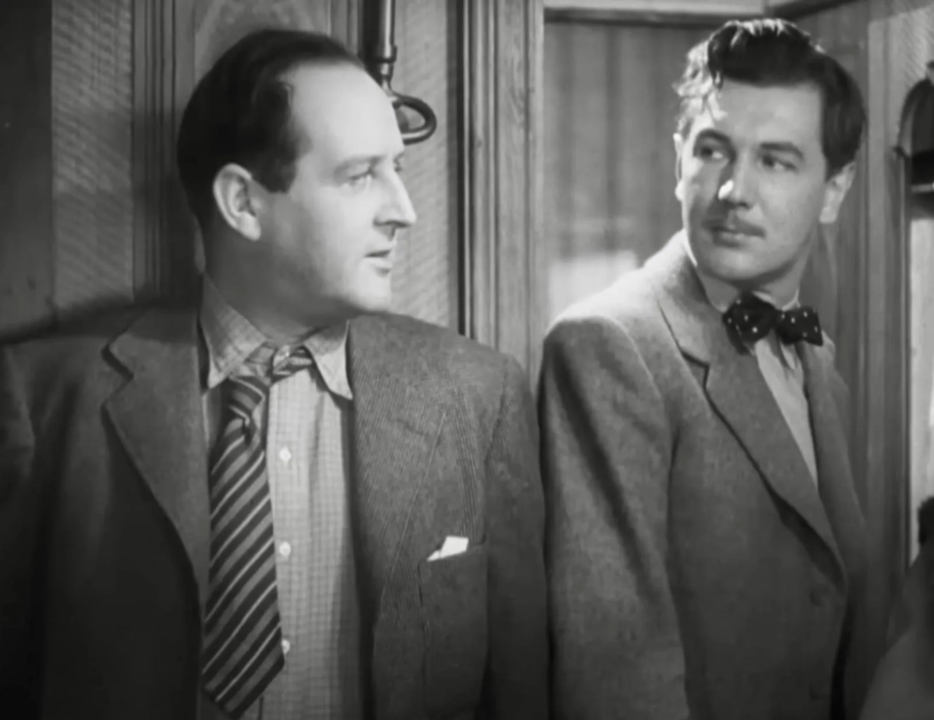 Cecil Parker and Michael Redgrave in The Lady Vanishes (1938)