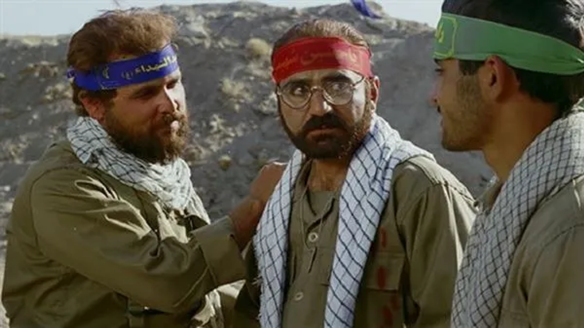 لیلی با من است