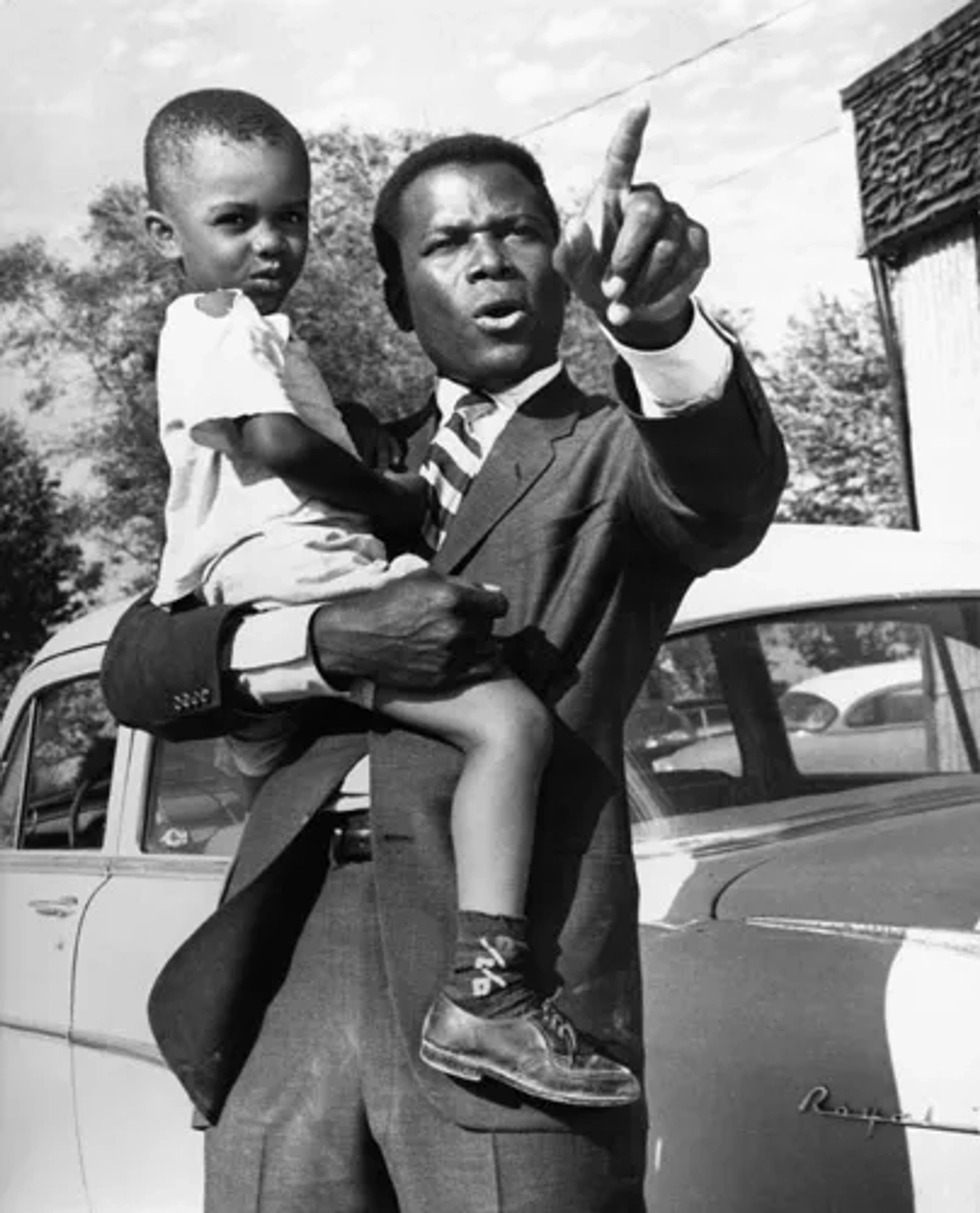 Sidney Poitier in In the Heat of the Night (1967)