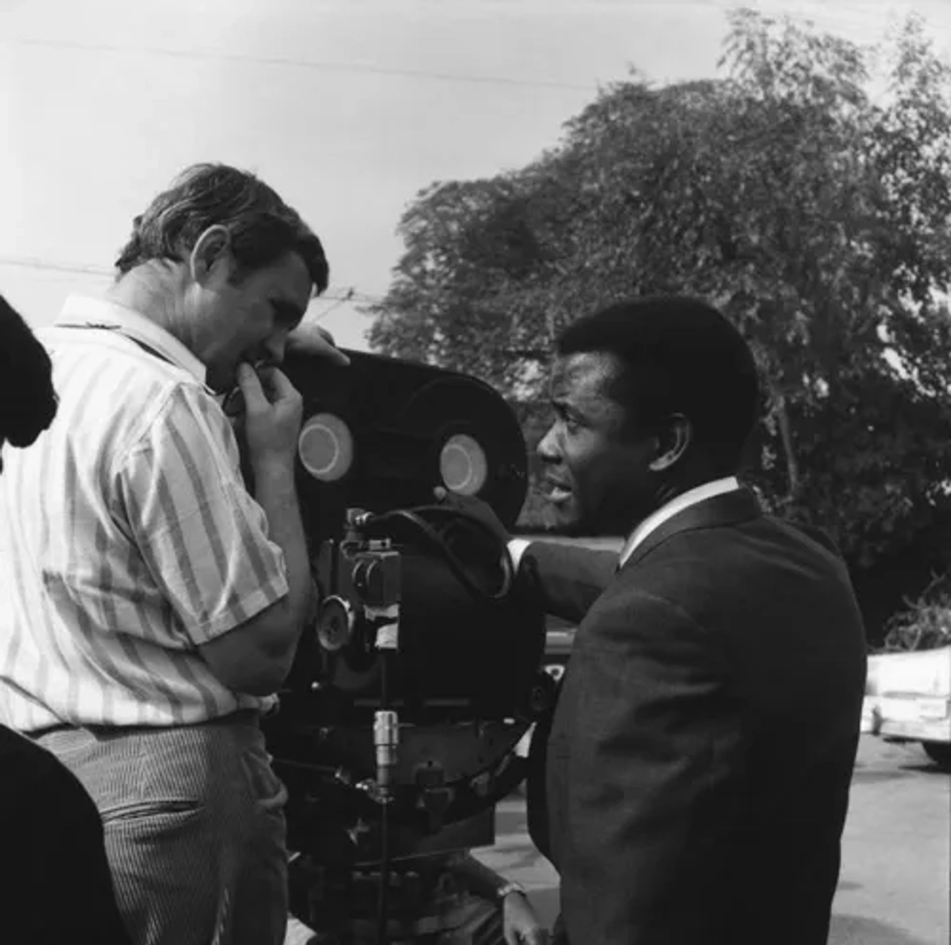 Sidney Poitier and Norman Jewison in In the Heat of the Night (1967)