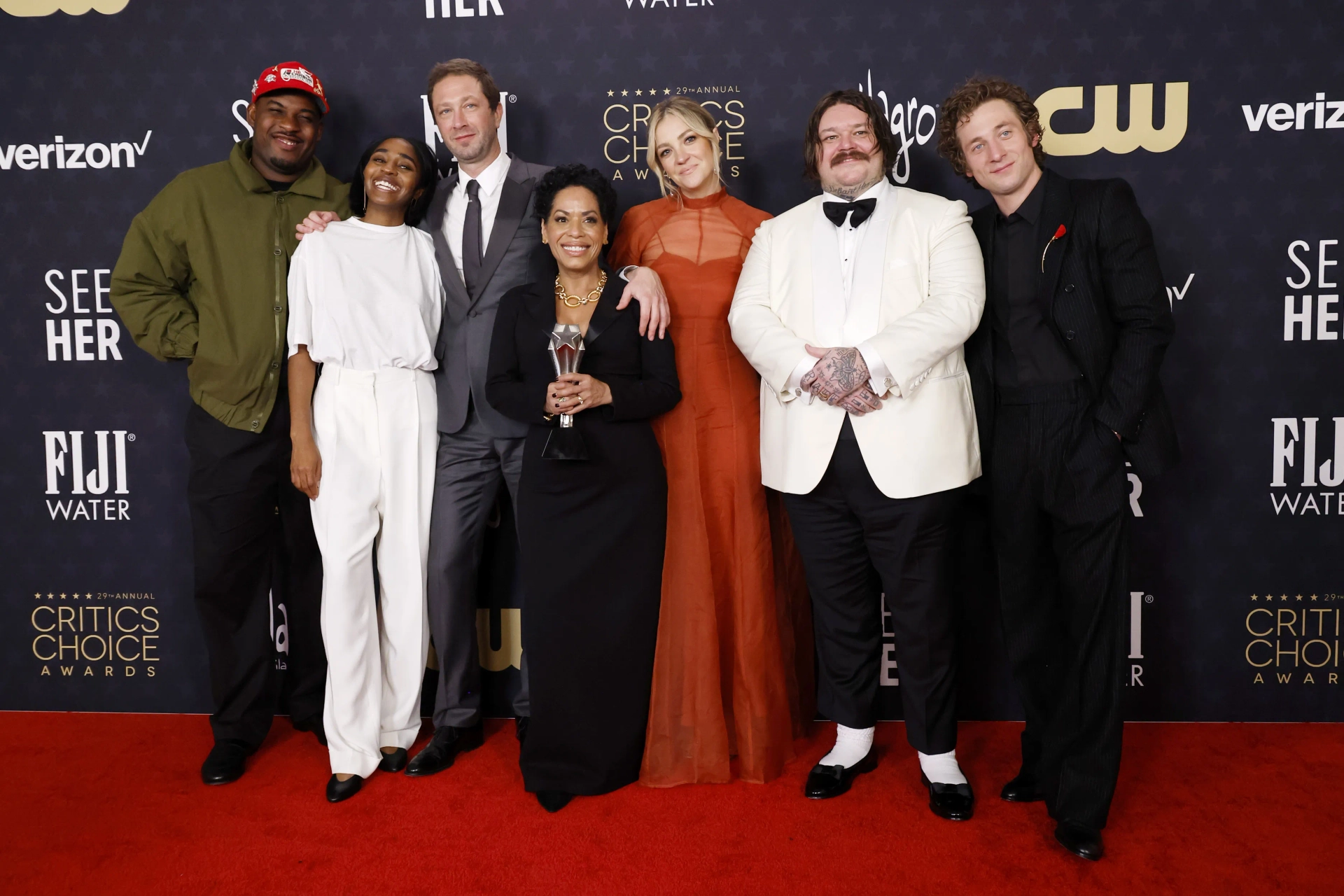 Ebon Moss-Bachrach, Liza Colón-Zayas, Jeremy Allen White, Abby Elliott, Lionel Boyce, Matty Matheson, and Ayo Edebiri at an event for The Bear (2022)