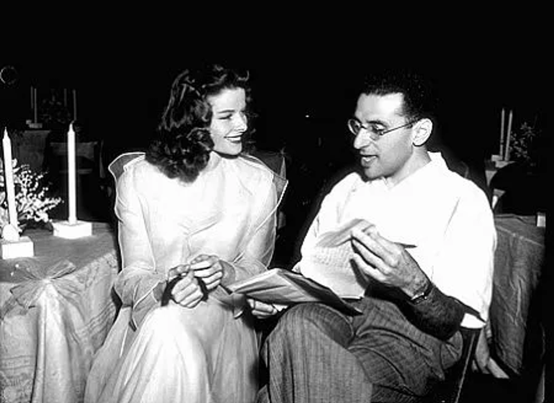 722-1006 Katharine Hepburn and Director George Cukor "The Philadelphia Story" 1940 MGM