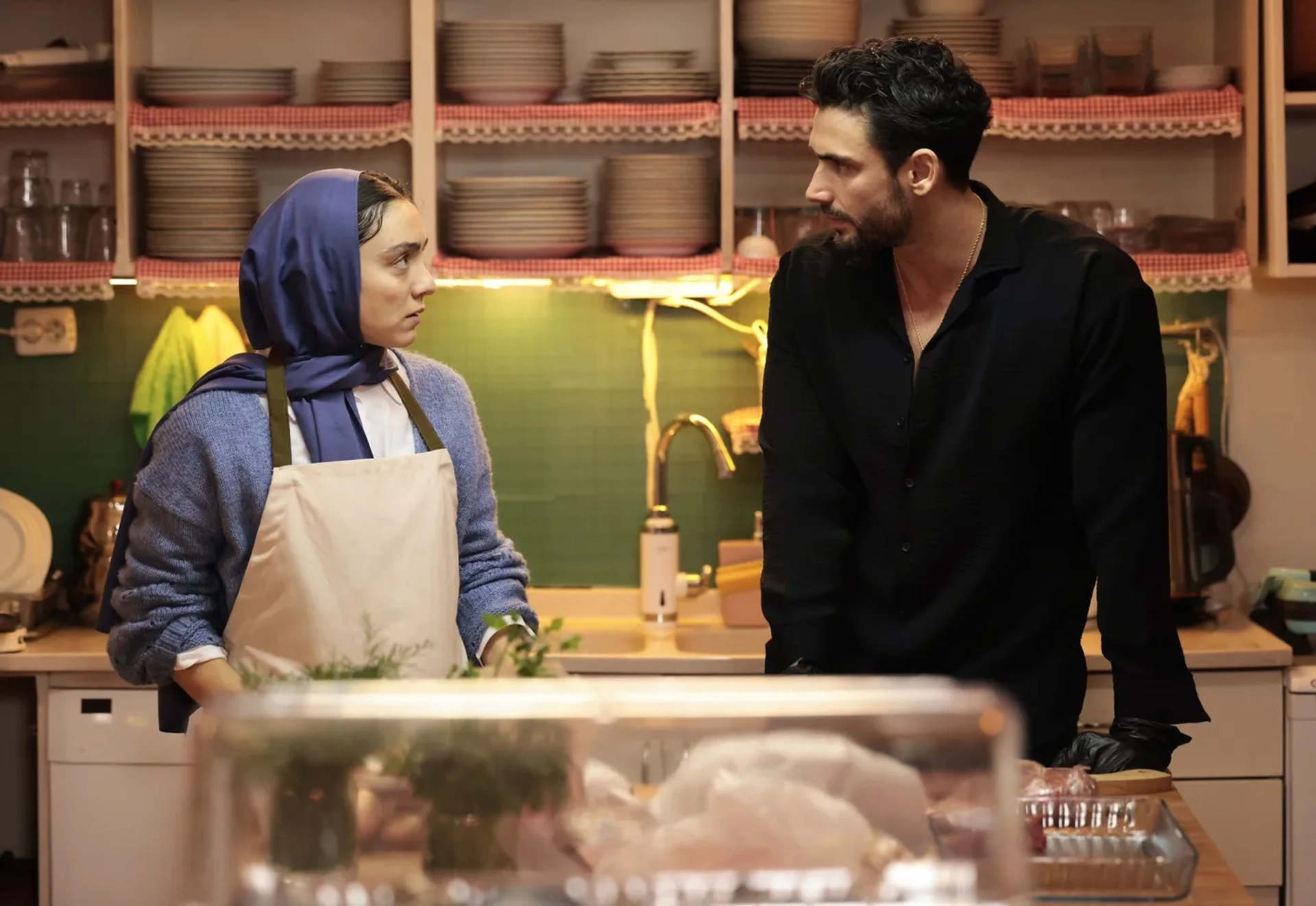 Merve Dizdar and Yilmaz Kunt in Ömer (2023)