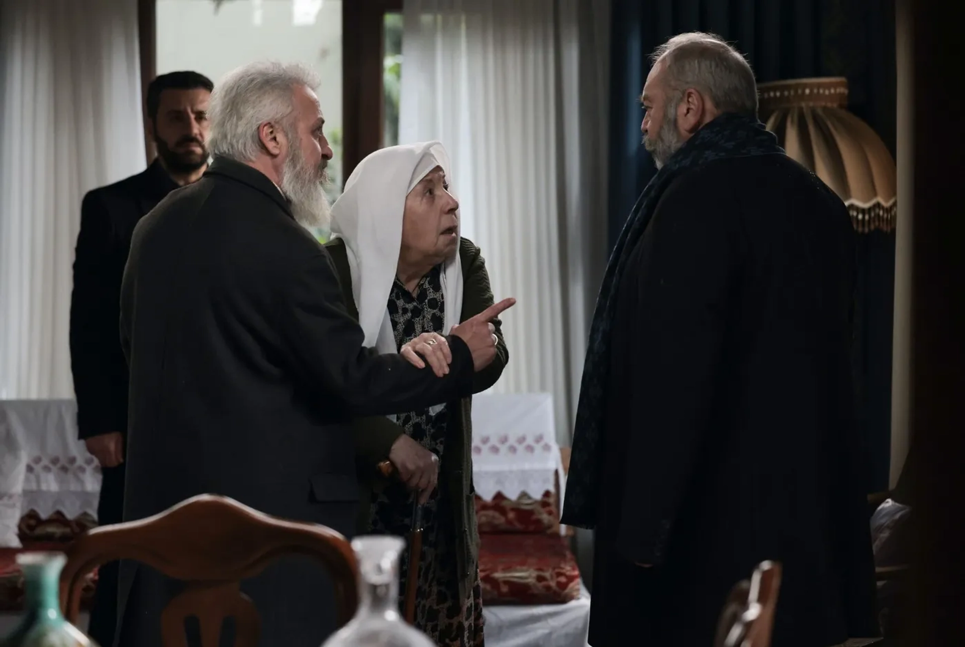 Ali Düsenkalkar, Zerrin Sümer, Baris Falay, and Onur Bilge in Ömer (2023)