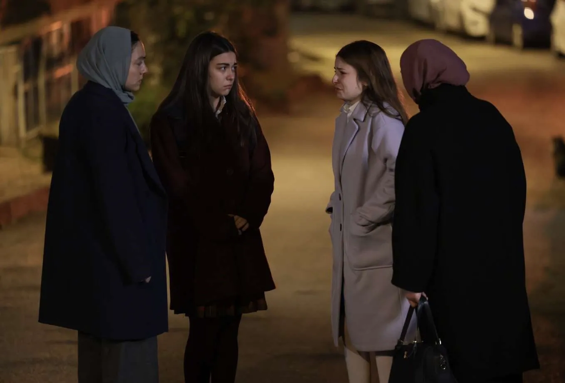 Irem Tokat, Merve Dizdar, and Çagla Naz Kargi in Ömer (2023)