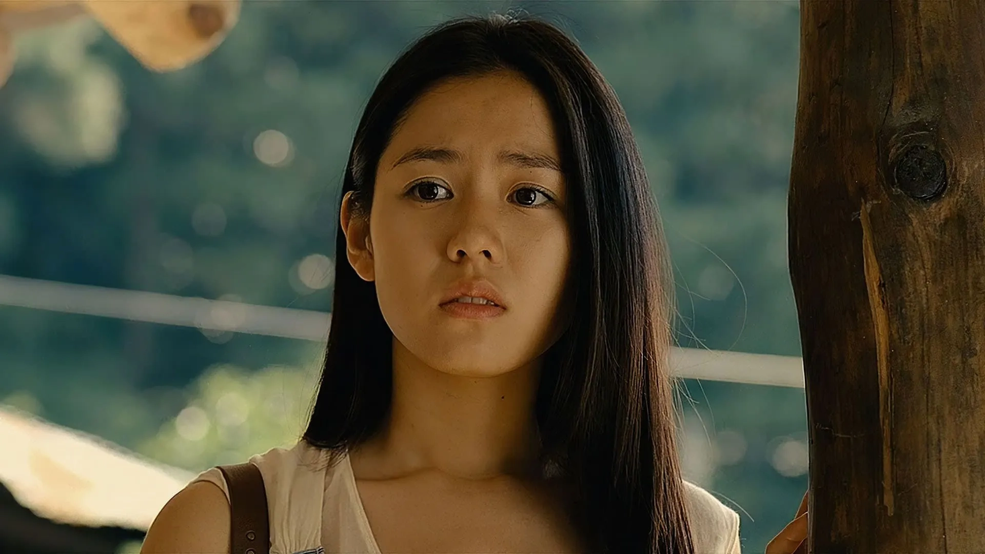 Son Ye-jin in A Moment to Remember (2004)