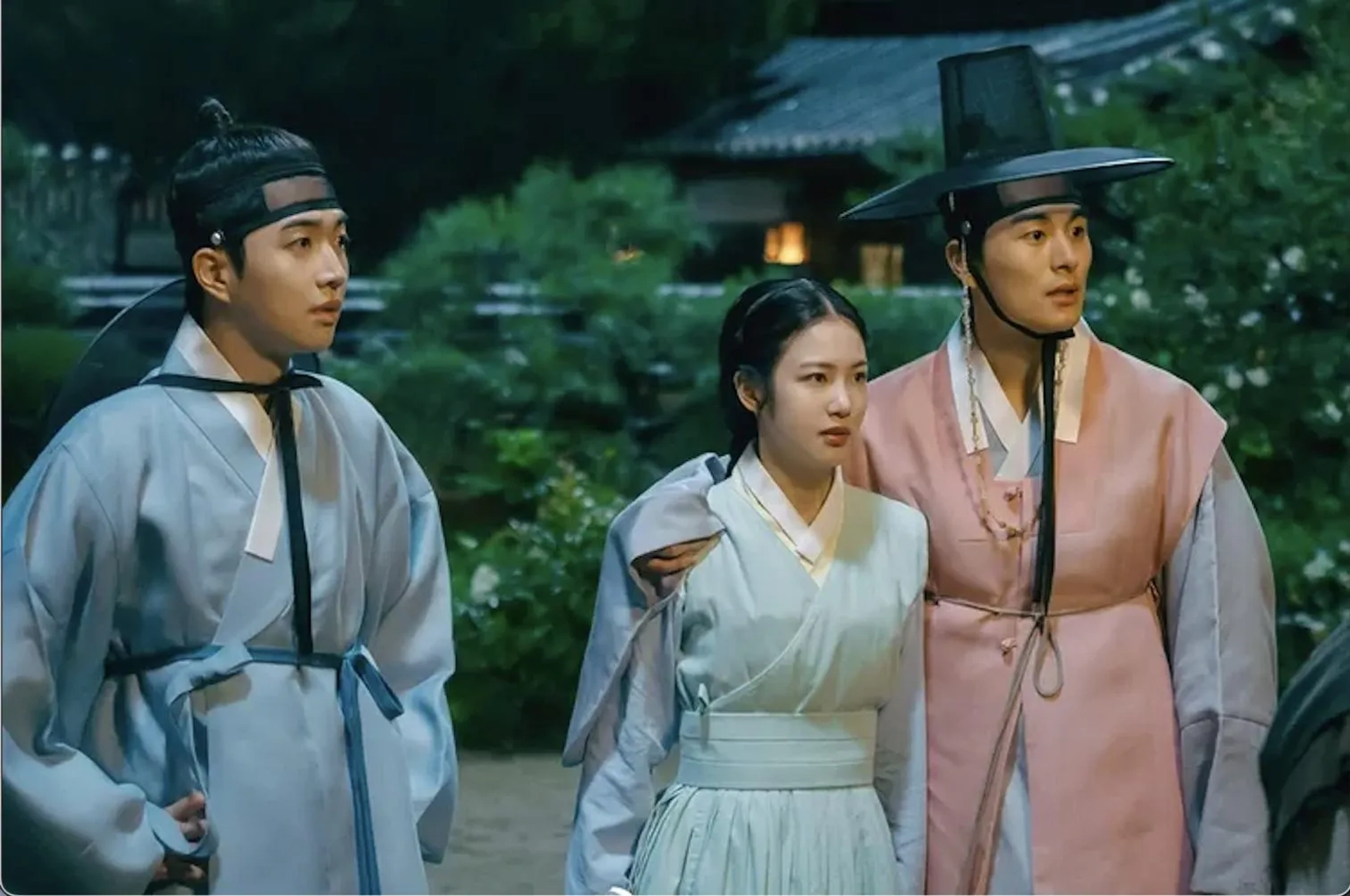 Geon-joo Jung, Shin Ye-eun, and Kang Hoon in The Secret Romantic Guesthouse (2023)