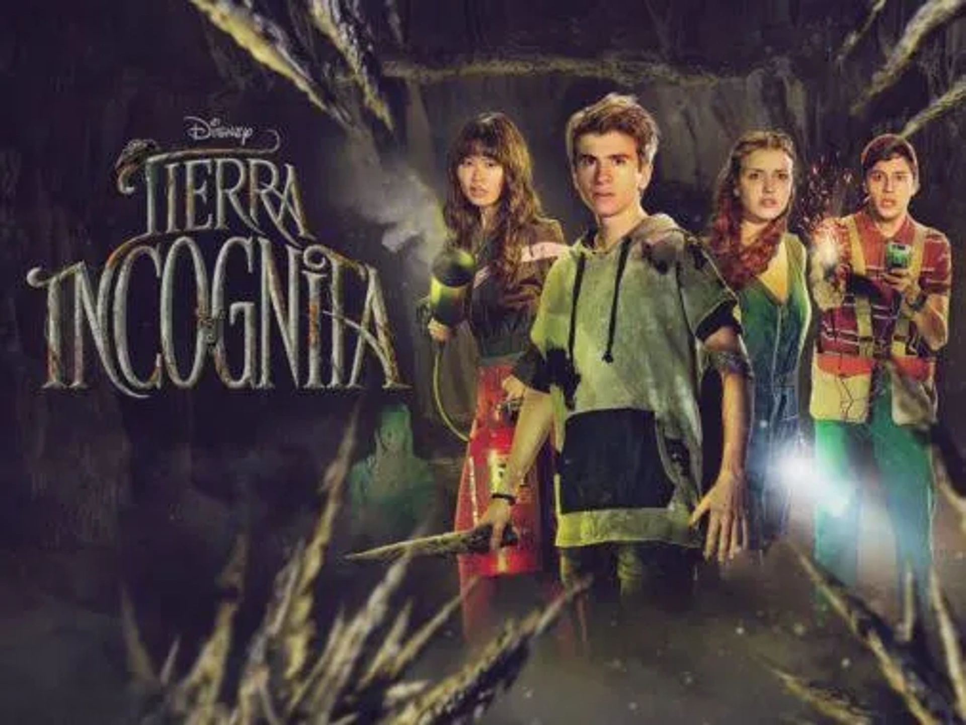 Mora Fisz, Azucena Zhou, Thomas Lepera, and Pedro Maurizi in Tierra Incógnita (2022)