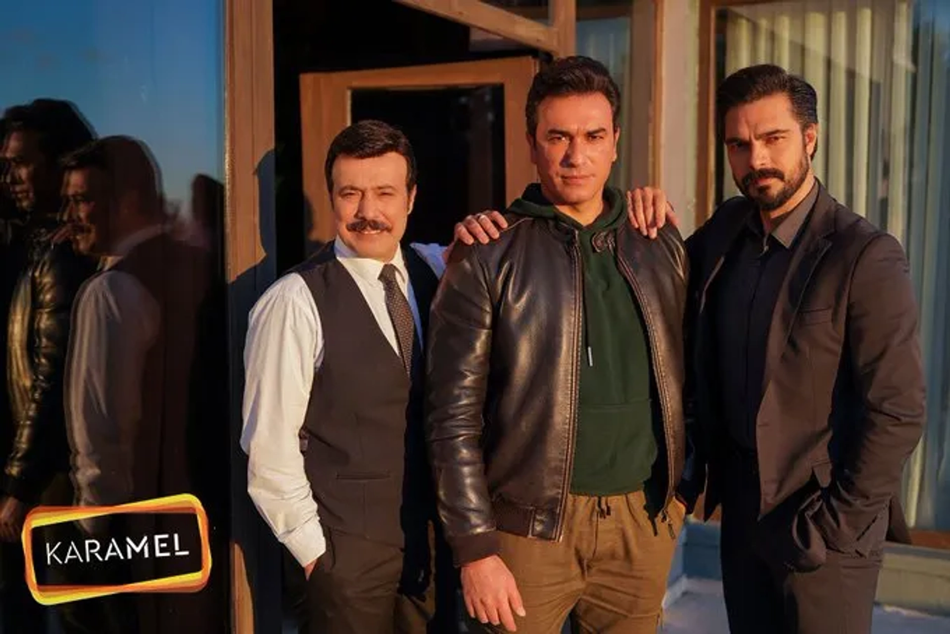 Halil Ibrahim Ceyhan, Ömer Gecü, and Oguz Yagci in Emanet (2020)