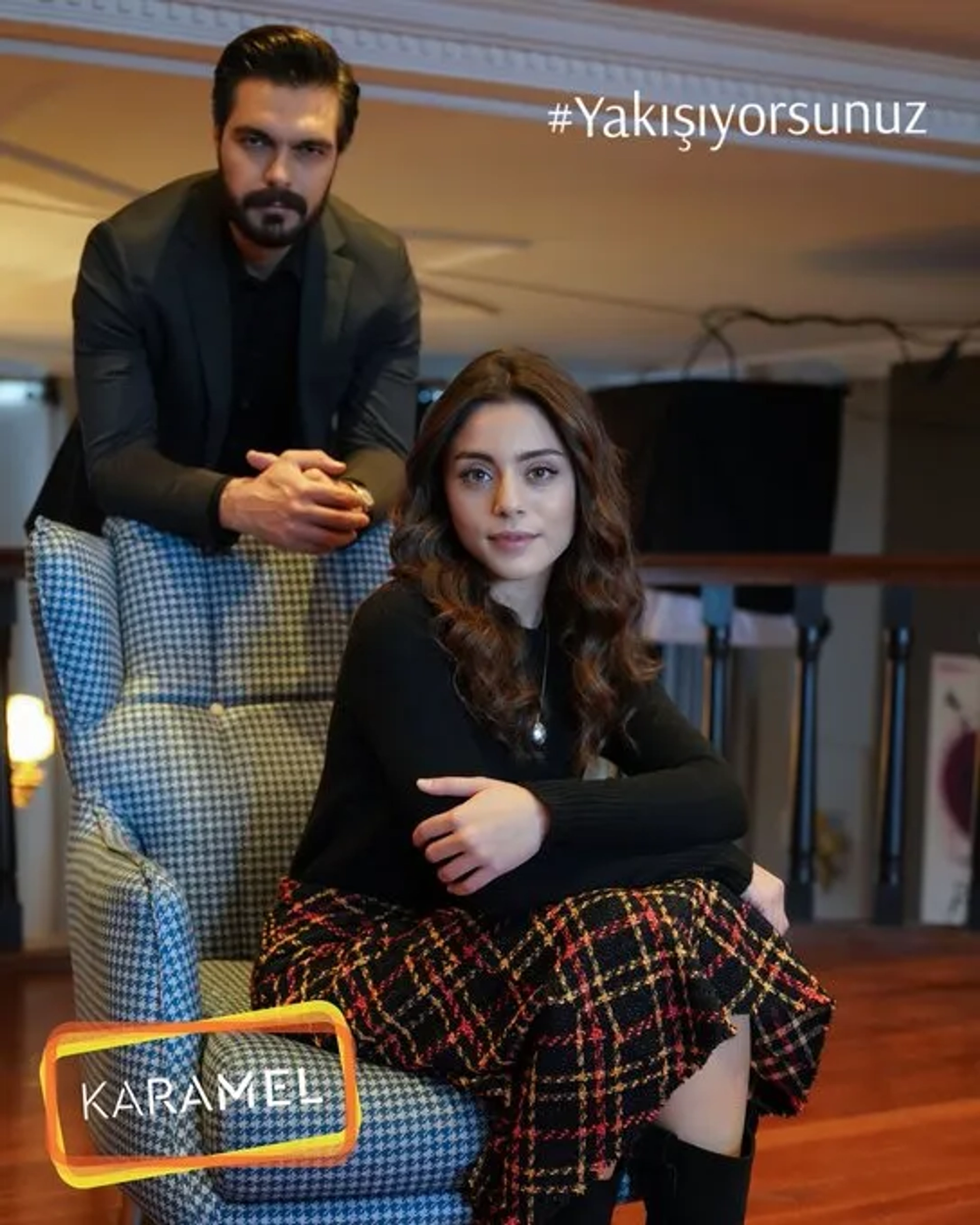 Sila Turkoglu and Halil Ibrahim Ceyhan in Emanet (2020)