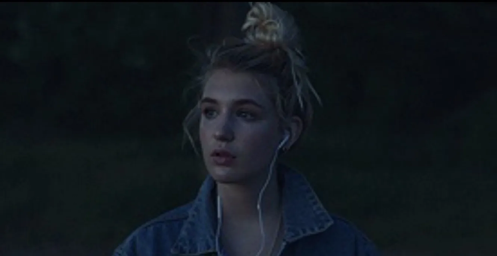 Sophie Nélisse in The Rest of Us (2019)